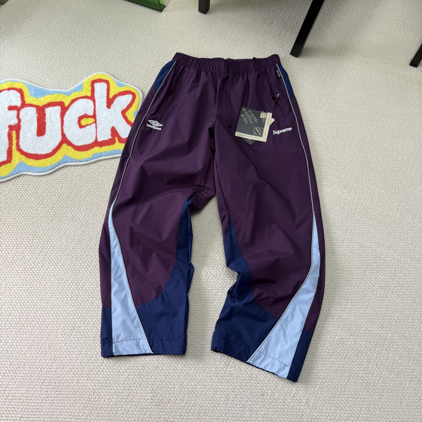 f982910ce7a2e6c1fd70e2d8dbd5616e.jpg