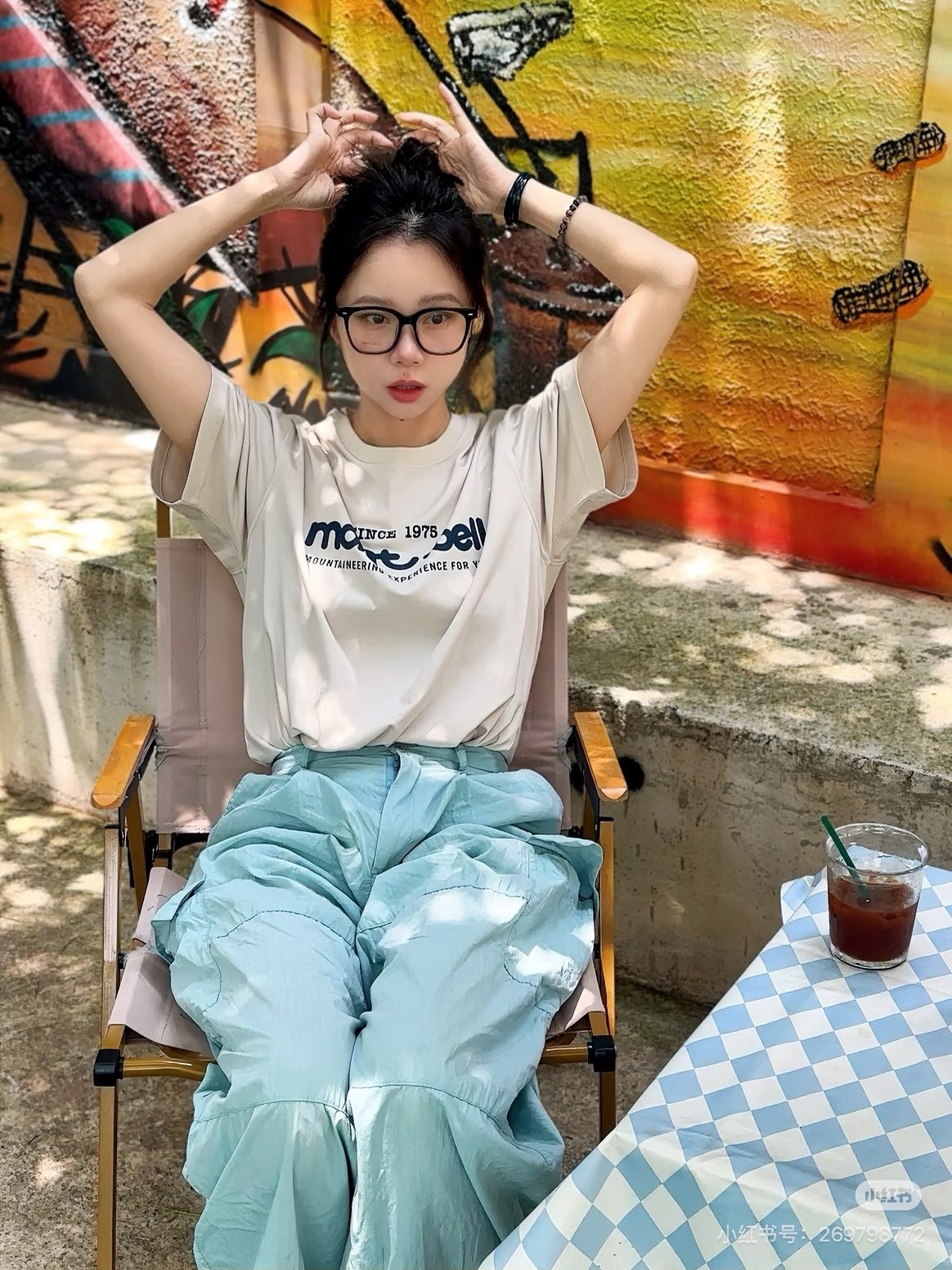 806d033058455b0a302ca61eca31ef3d.jpg