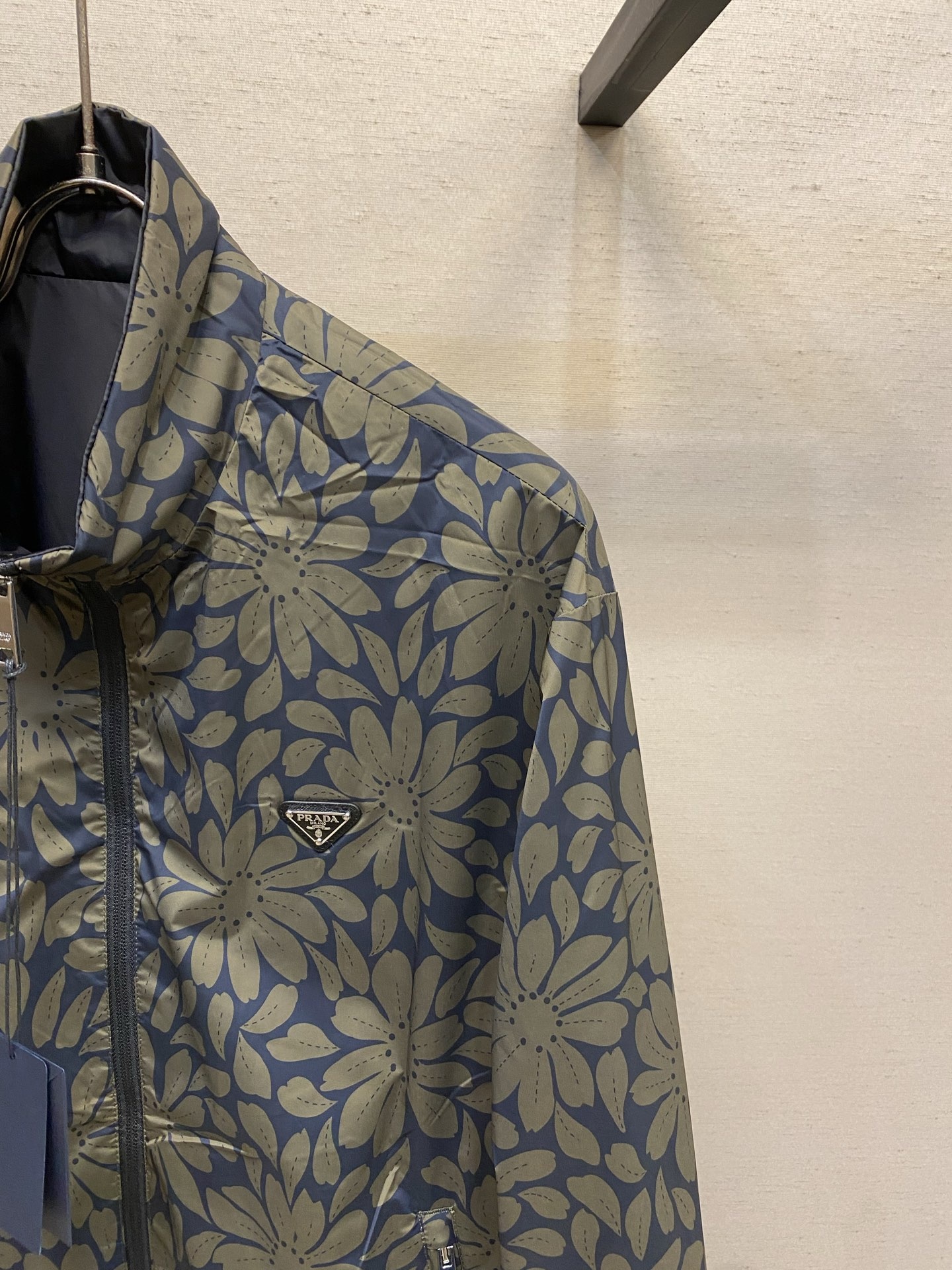8bee871202e80cf681d1d4ab2828ce95.jpg