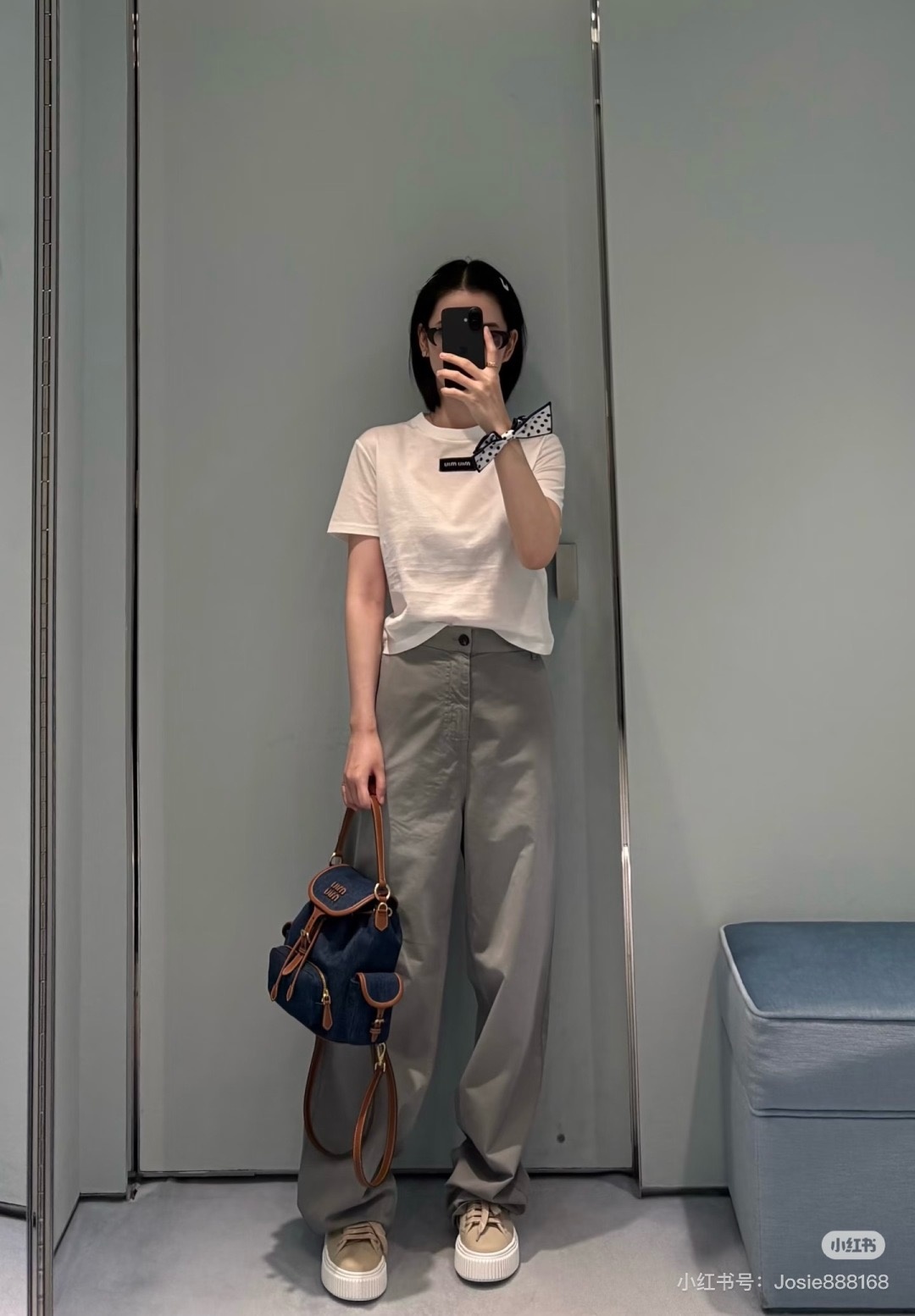 c74ea8fbf3e645d1d38454476d5bd079.jpg