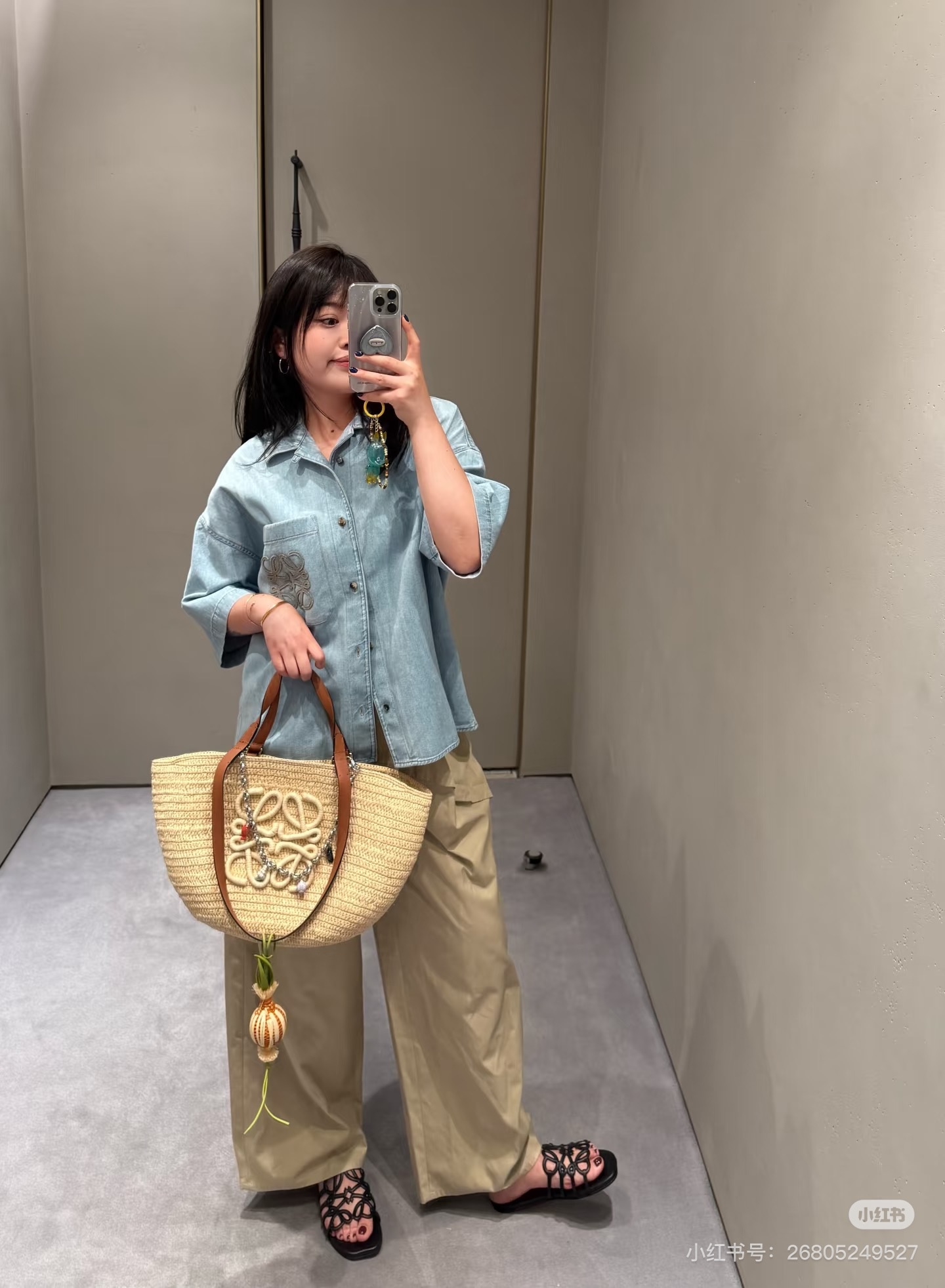 d97968a0455d7ddd0d590fb21dbfc9e8.jpg