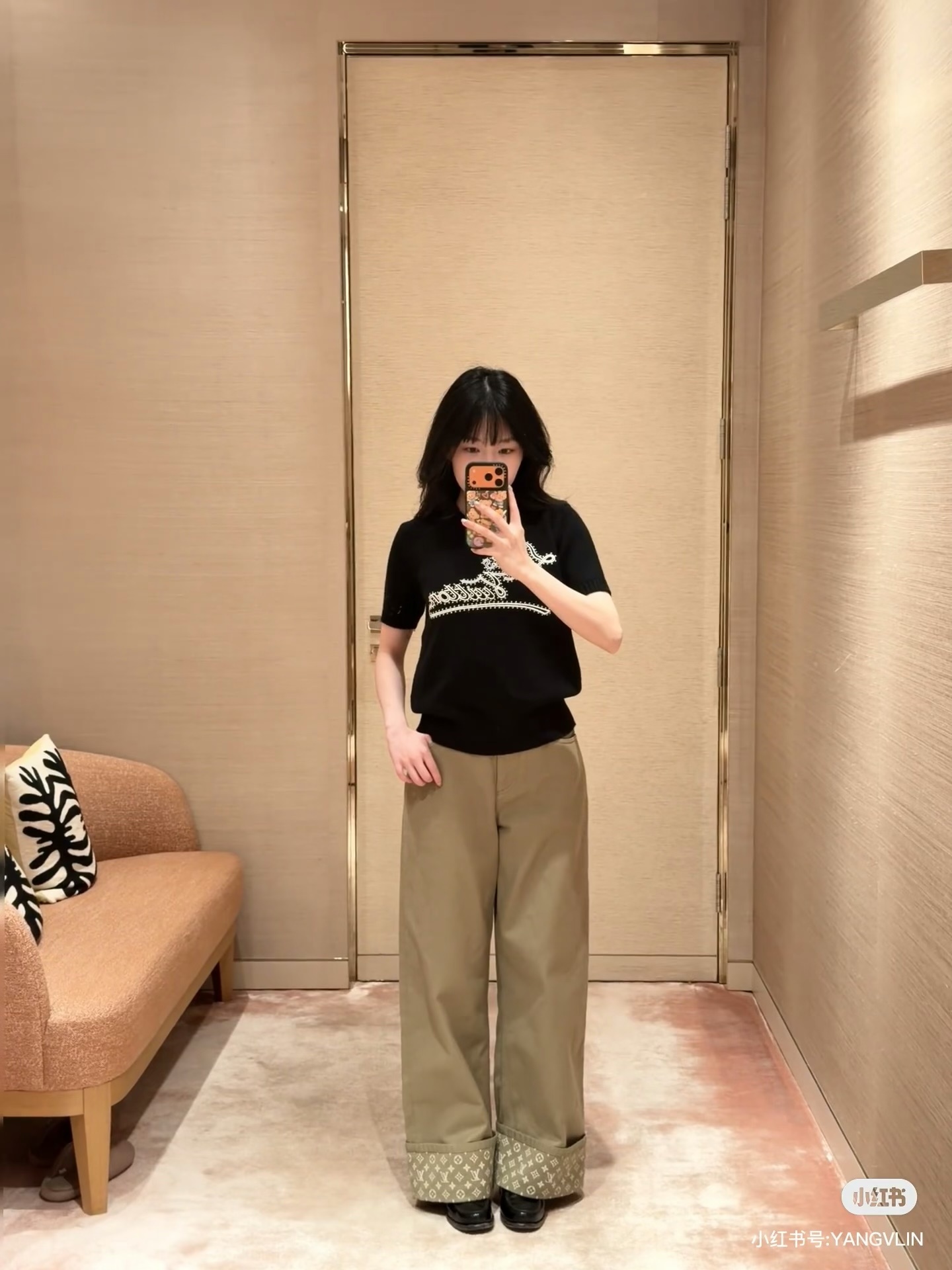 dff3f1fe561deea35a0d50d428c83e93.jpg