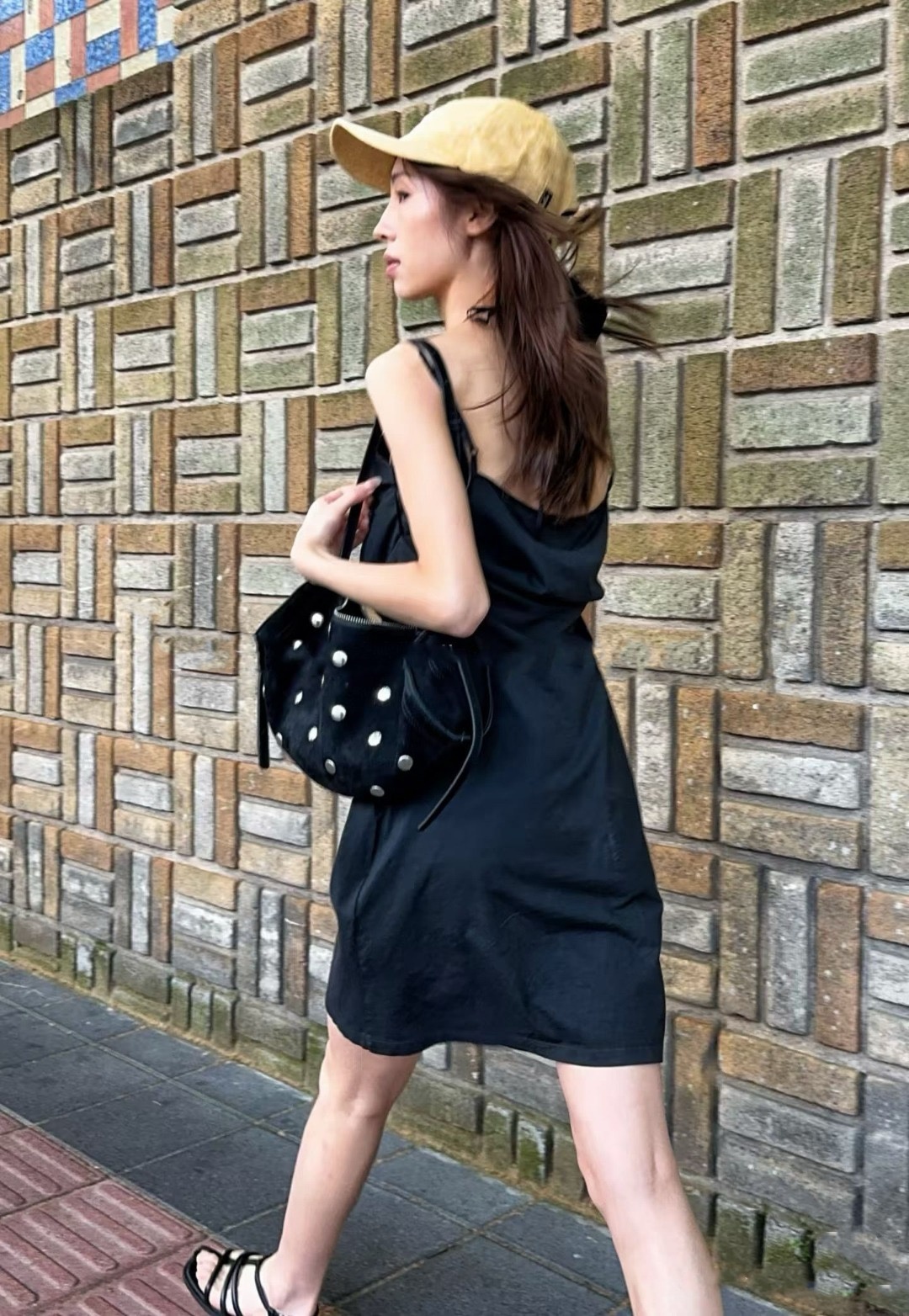 ec62a6df9da7857f45a65f106d243f63.jpg