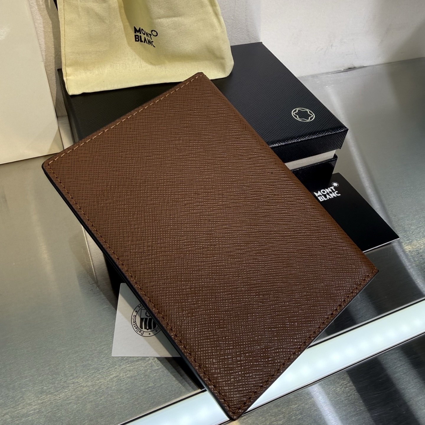 fe1802d0ccffc592c9e60569057149b4.jpg