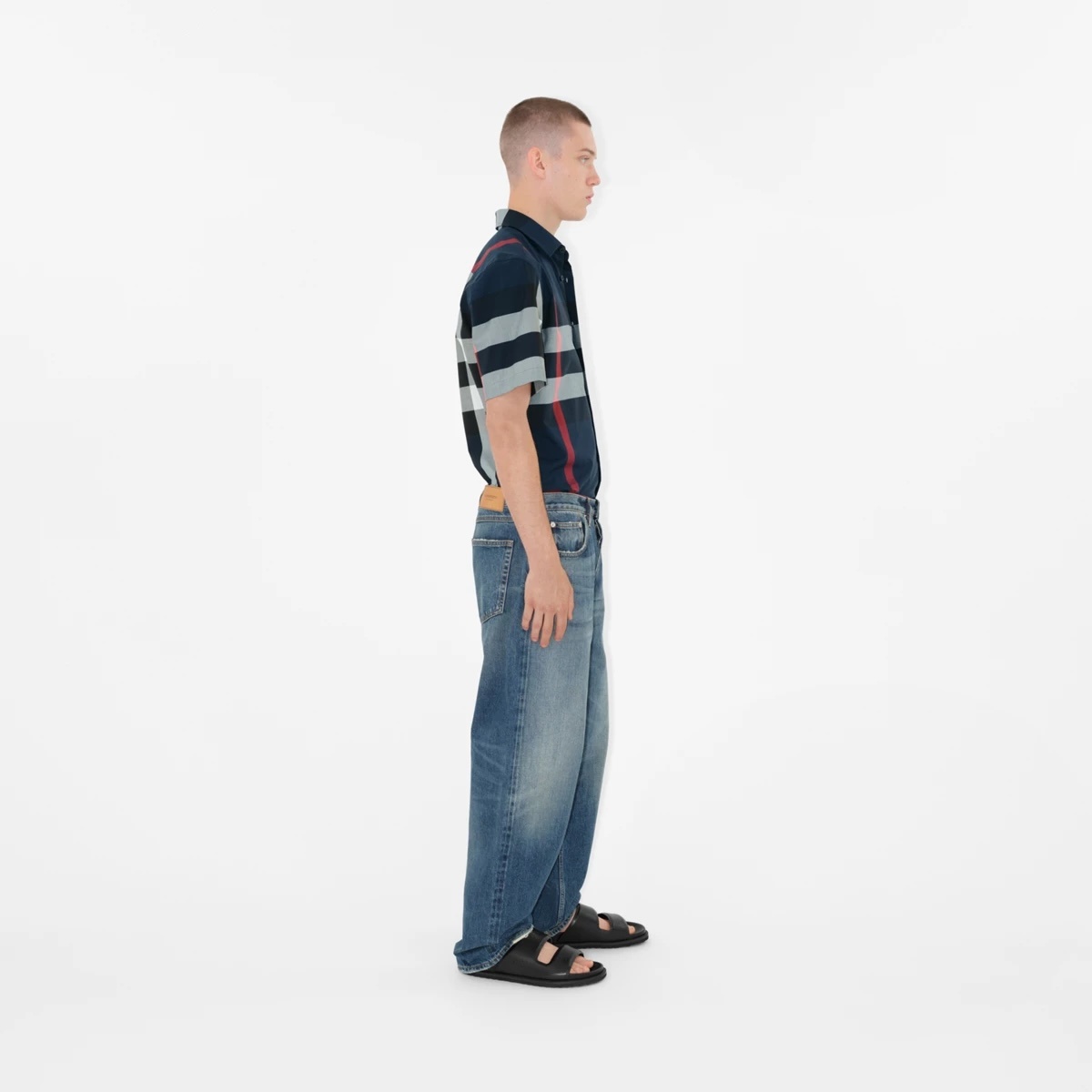 0f1edc4a745ff008b6539fbba05dd131.jpg