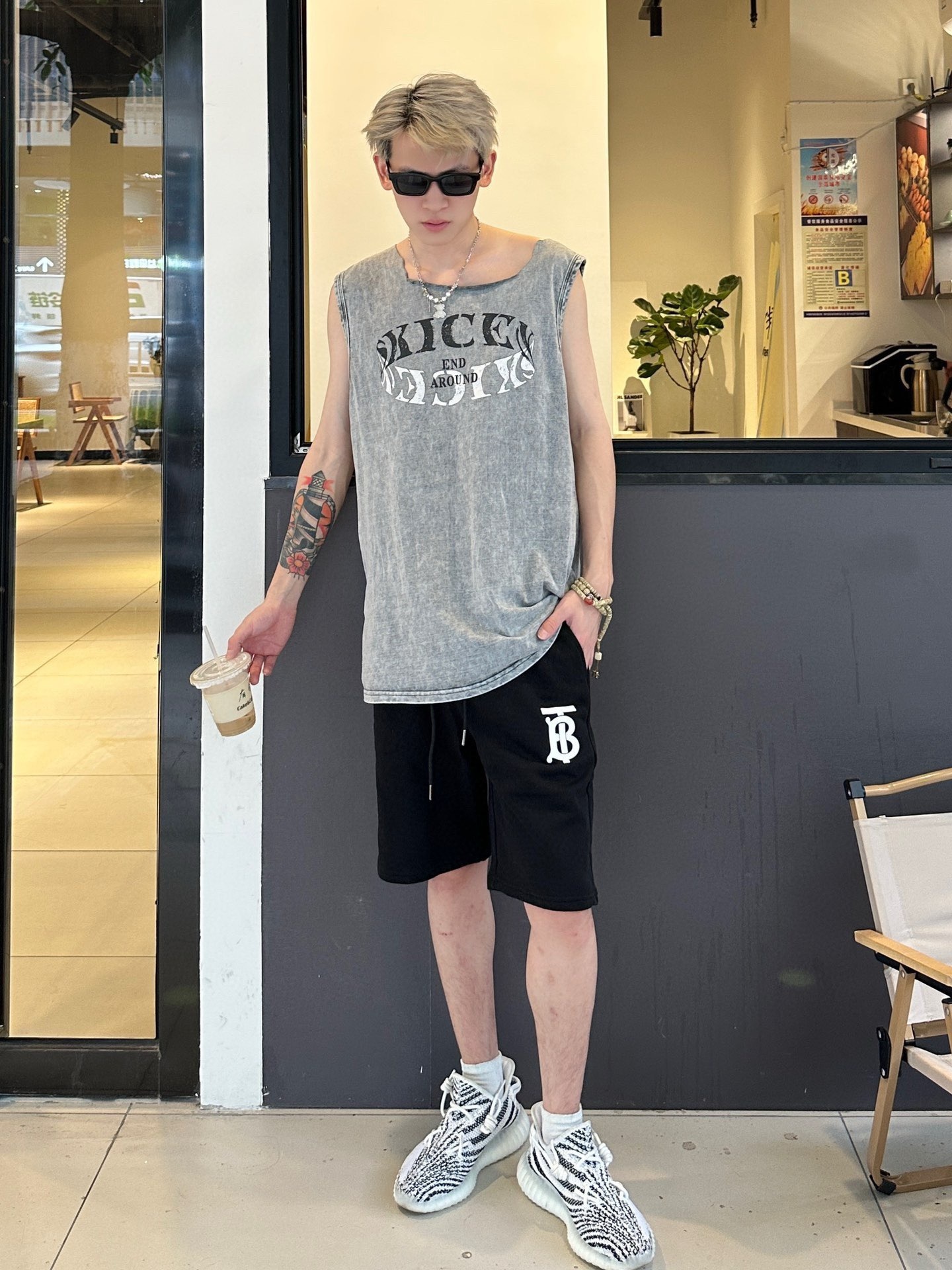 2152eaddc2b4e923971dc3929c9155f2.jpg