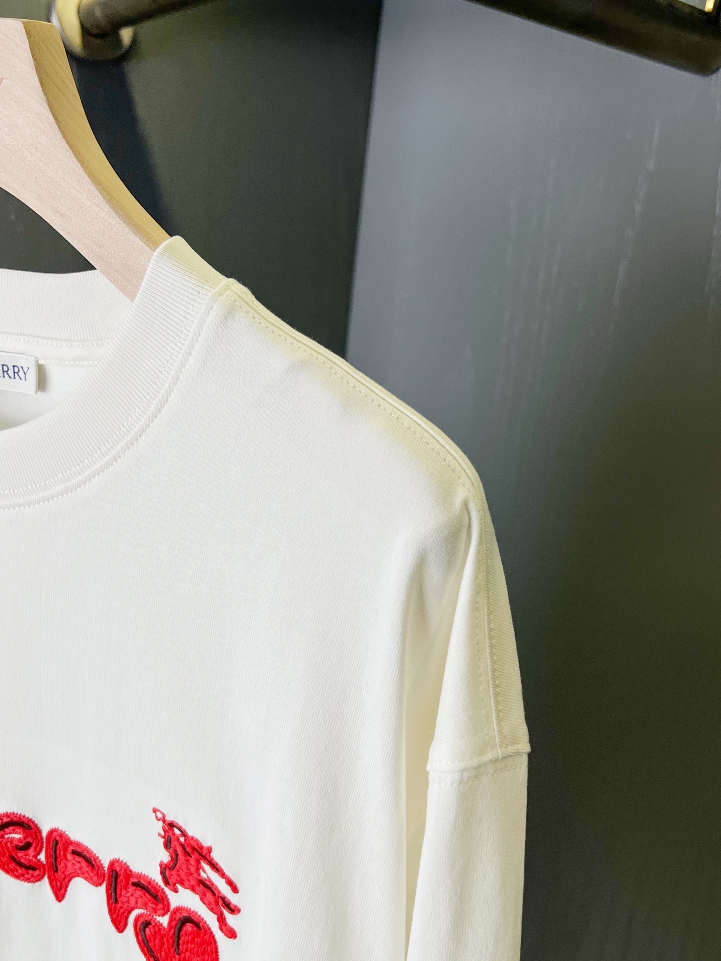 27be293391198d46fd1d34759b19195f.jpg