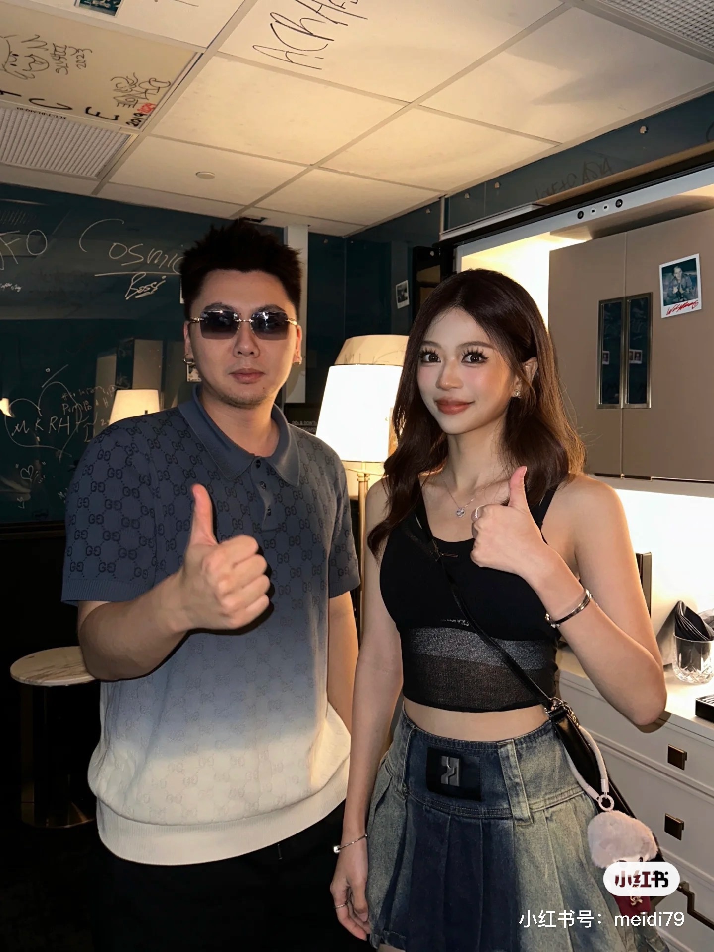 4f6d6d3d0fa0f06edc7e72d53d933c7c.jpg