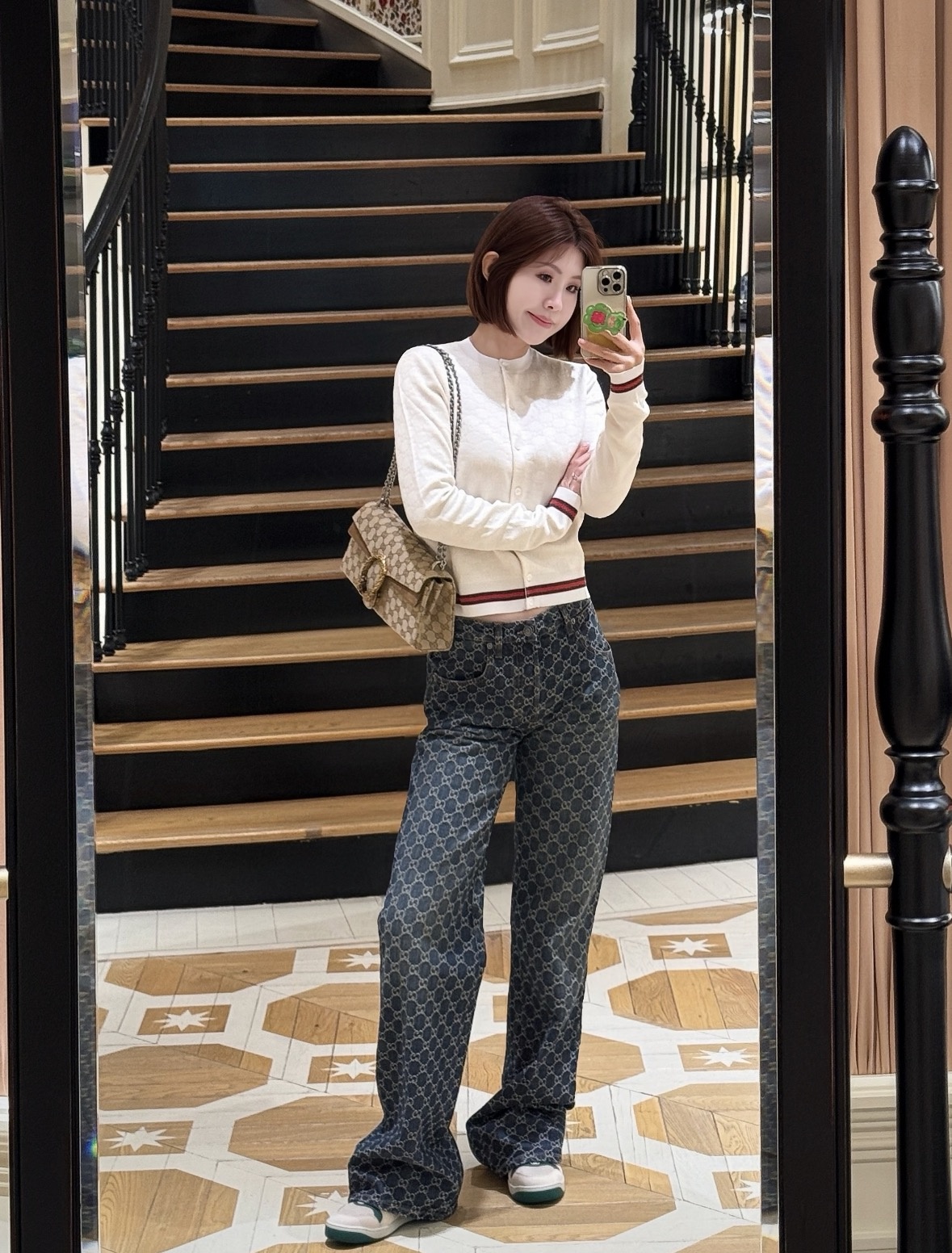 6723ee9b049279cd5c07af4267d5427a.jpg