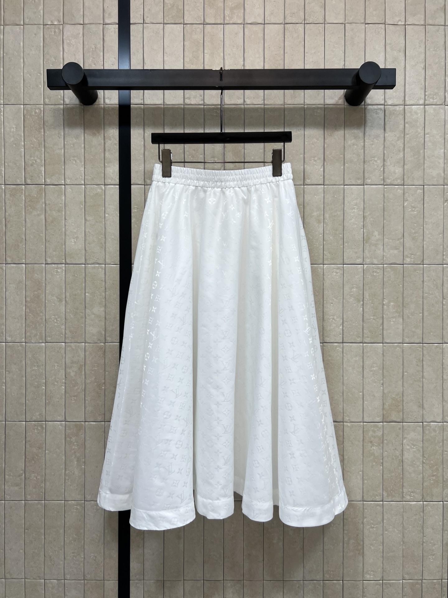 67437e87d9299c38495d17c4a98fa98f.jpg