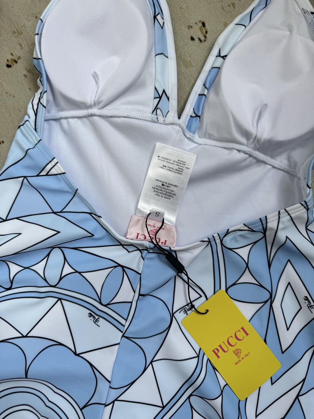 83ff508302758fdad500f9ac8537c6b4.jpg