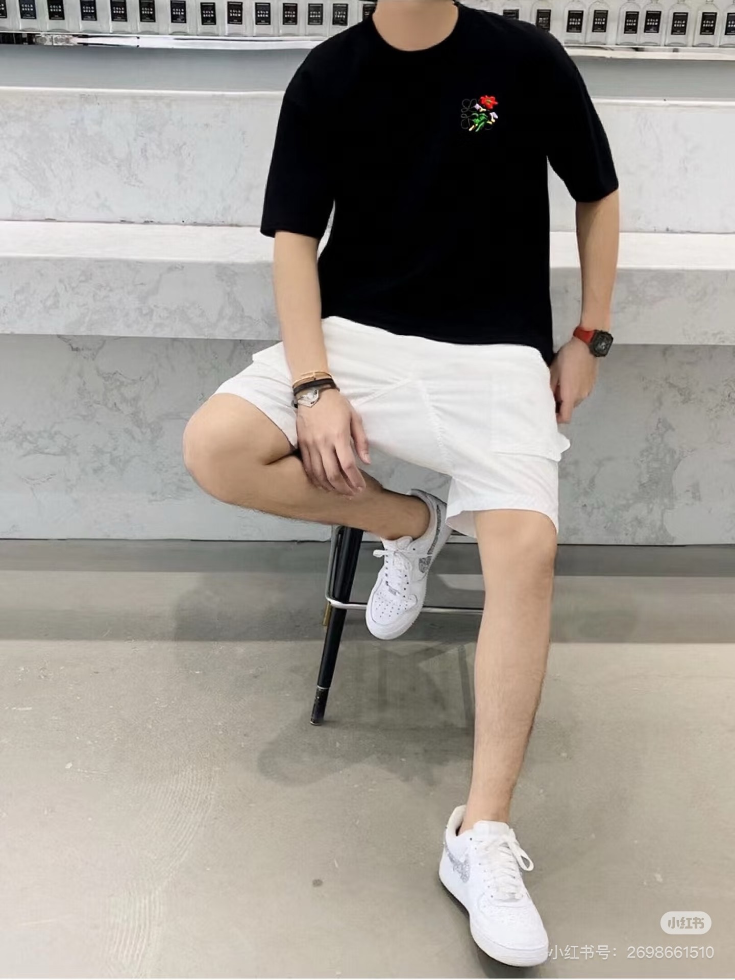 b8a6fd0ea3fea987d10dc76ebc7186e1.jpg