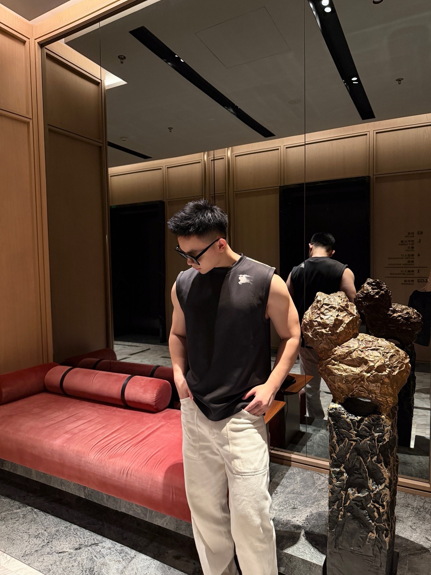 c8c4d05a1f177bca1e74eb5104ffff25.jpg