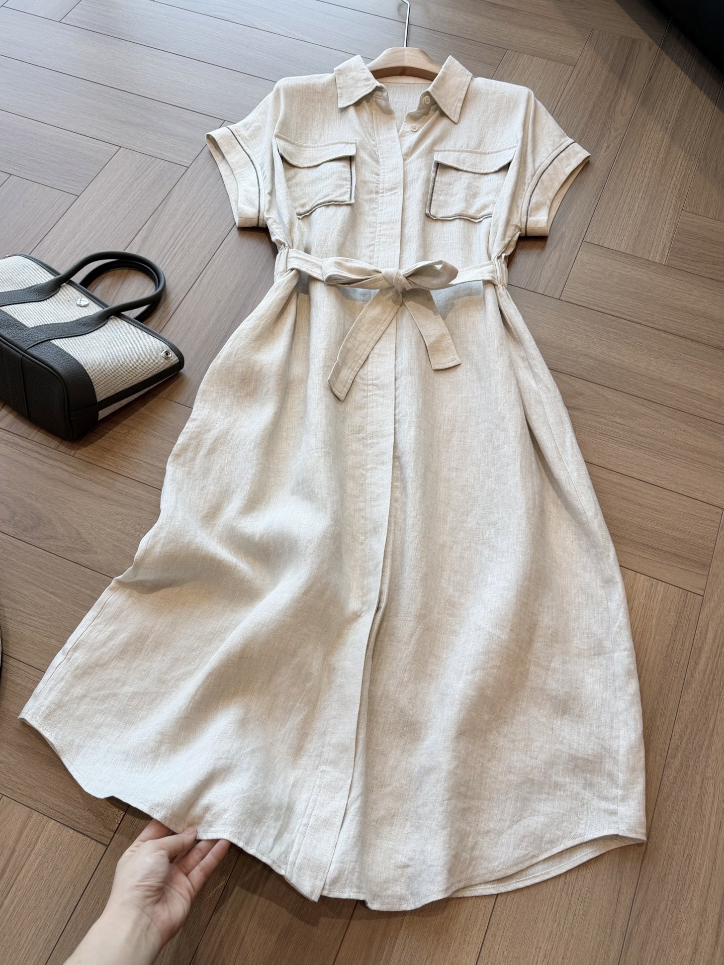 e2907df97860d26f6a424a9f3b99fe6a.jpg