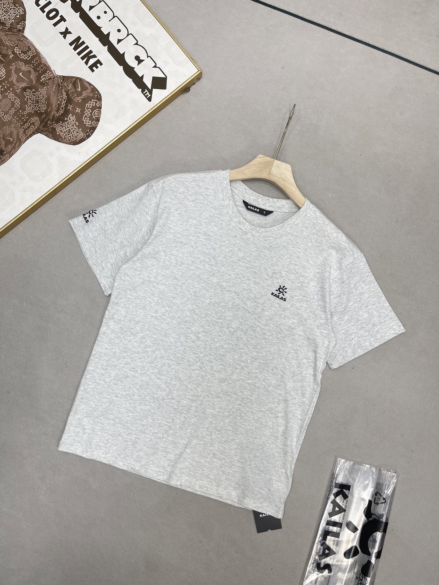 215a22d3e27ff2257ec65aeb5d2eda61.jpg
