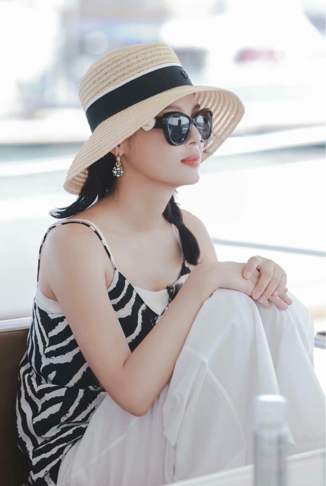 6b80047cb6f2d8525efb9d0795abccd3.jpg