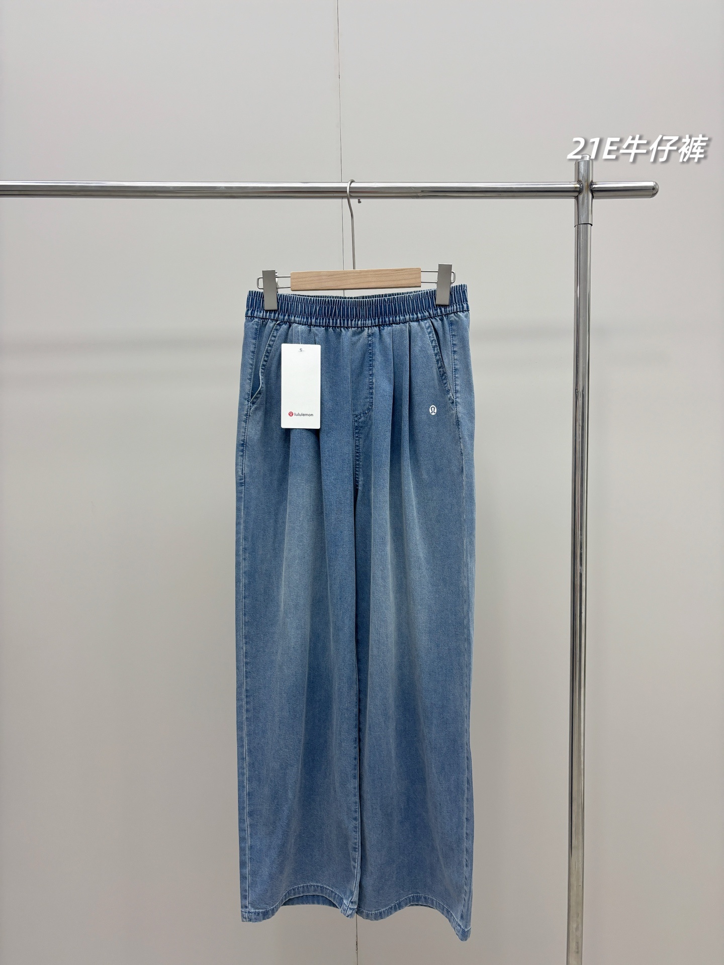 a536fa856ff1746e131985ec3578ec6d.jpg