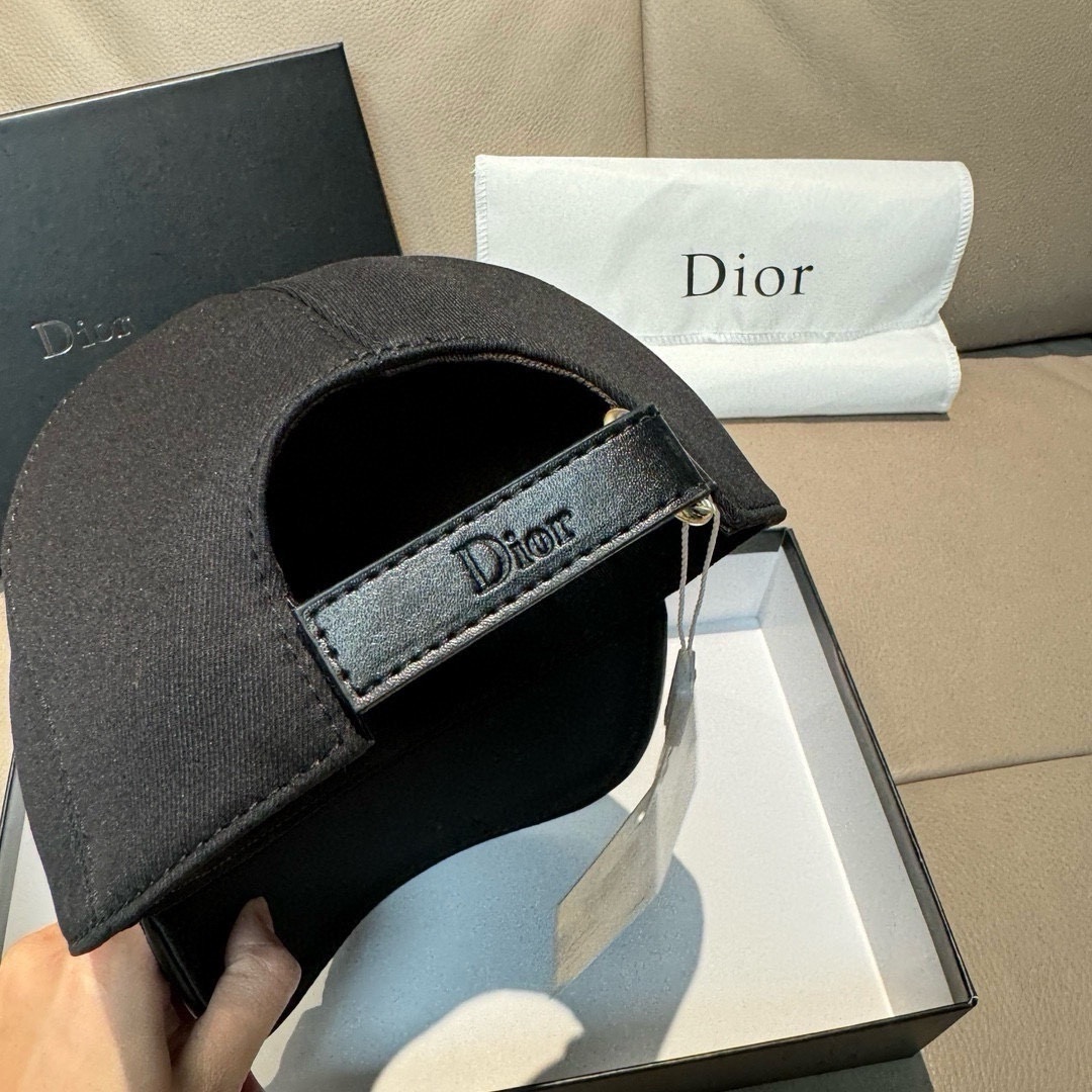 54f3db84a64349fa0ae7a570558a83e0.jpg