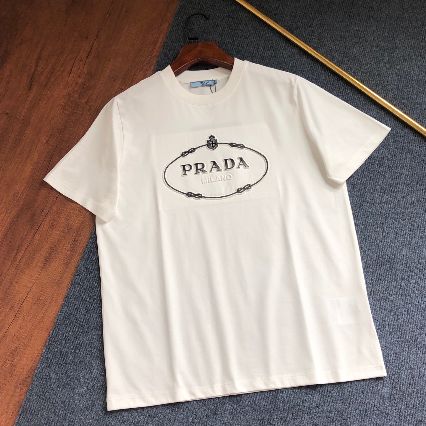 6ee76c61d18b3a1be684ccb03ea53b3d.jpg