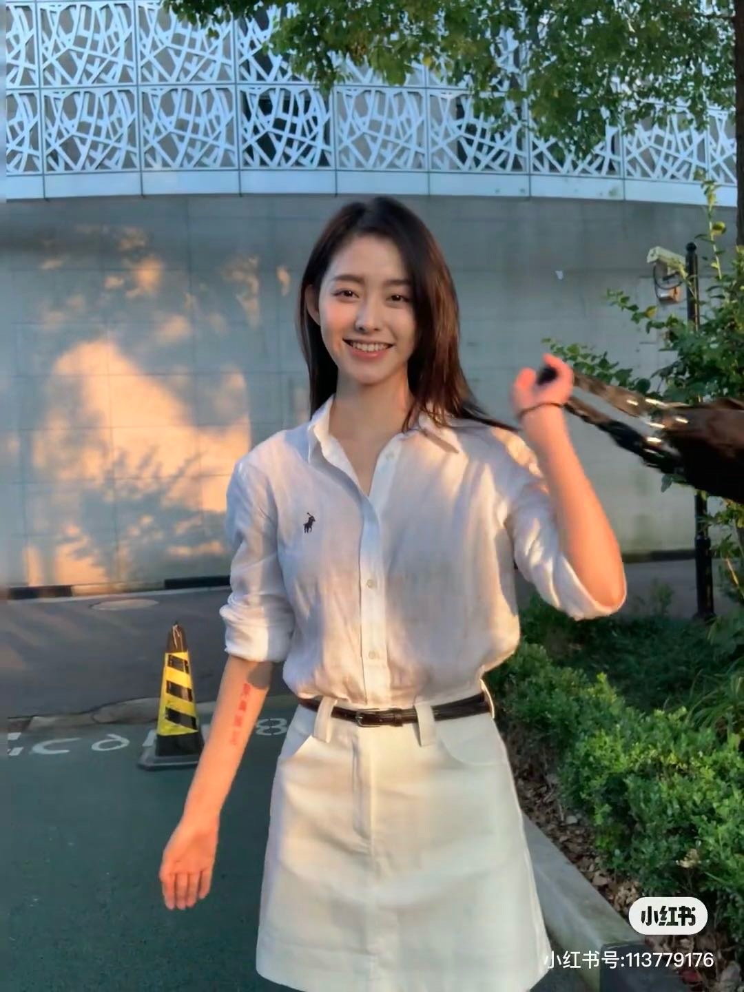 702a256f8a8c63a8b28d2402f29a1999.jpg