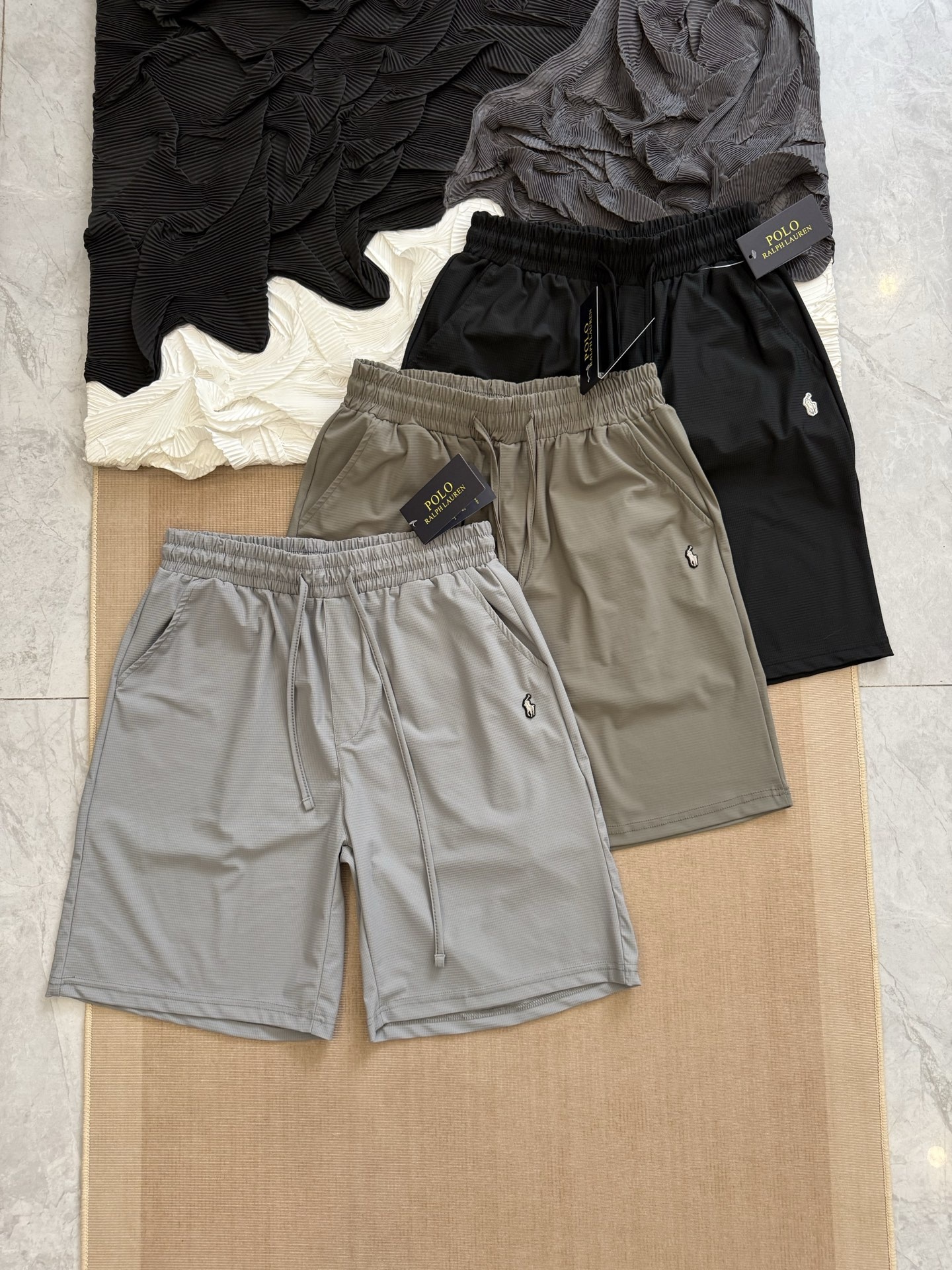 dfc9fec0557702e6265e011e3678bcbc.jpg