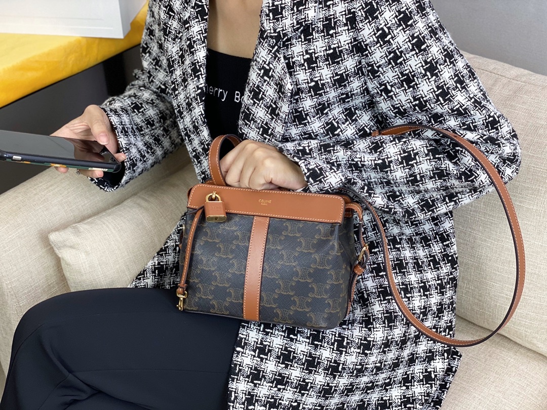 4525031eeada920939fcbe44955548ec.jpg