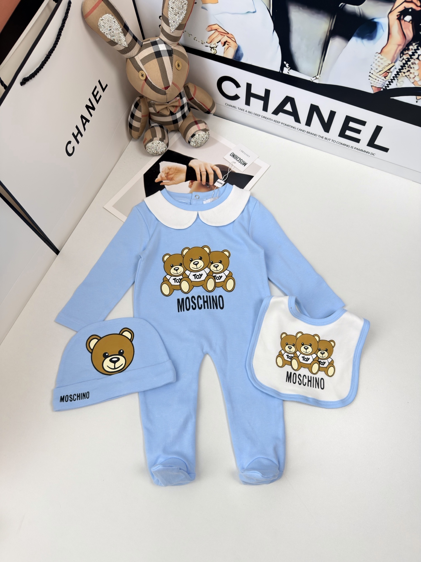 bbe05d26e58a58f293ee6ab136f106d4.jpg