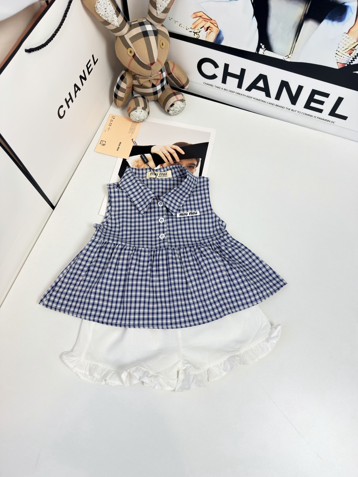 ef5d4cf28de30f0fc37780cef3e87c57.jpg
