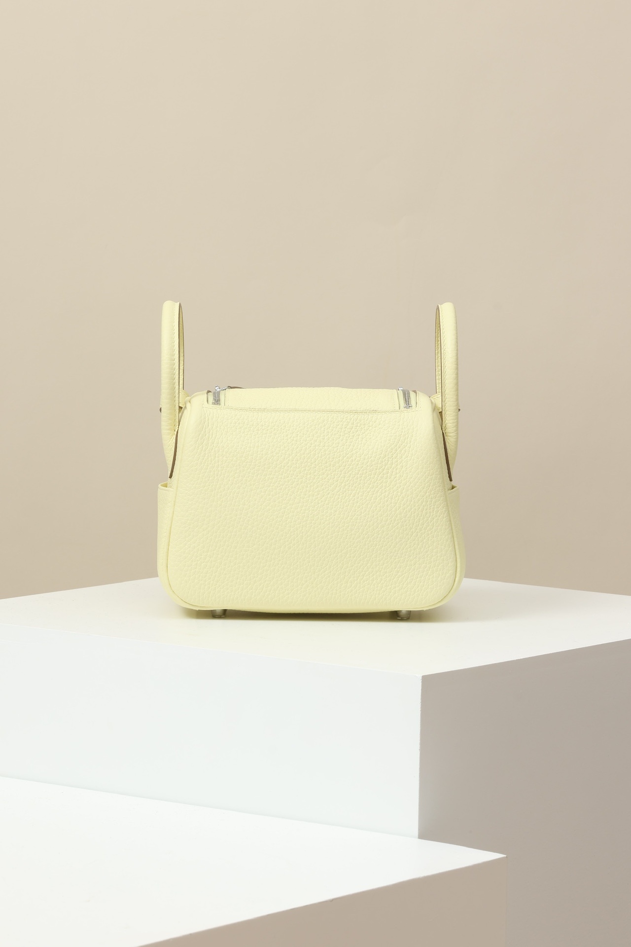 f28b588c2d4b6c035847539b4caf98b4.jpg