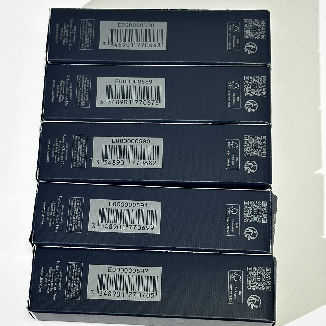 dda6dcf4ea59250e3f8ca1376a56a4e7.jpg