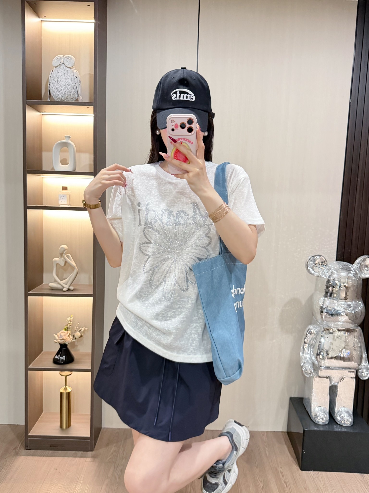 090d3c785dd64919bc886e0d7d1015e5.jpg