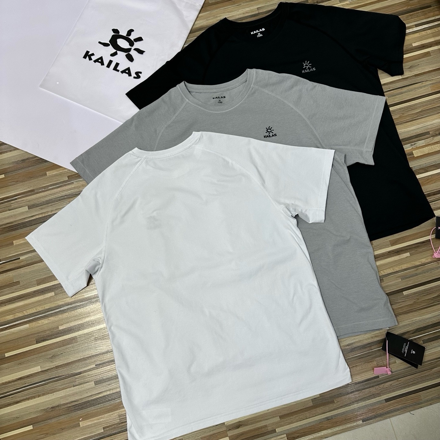 36b33a3acba49c5518254788aeb9d5a3.jpg