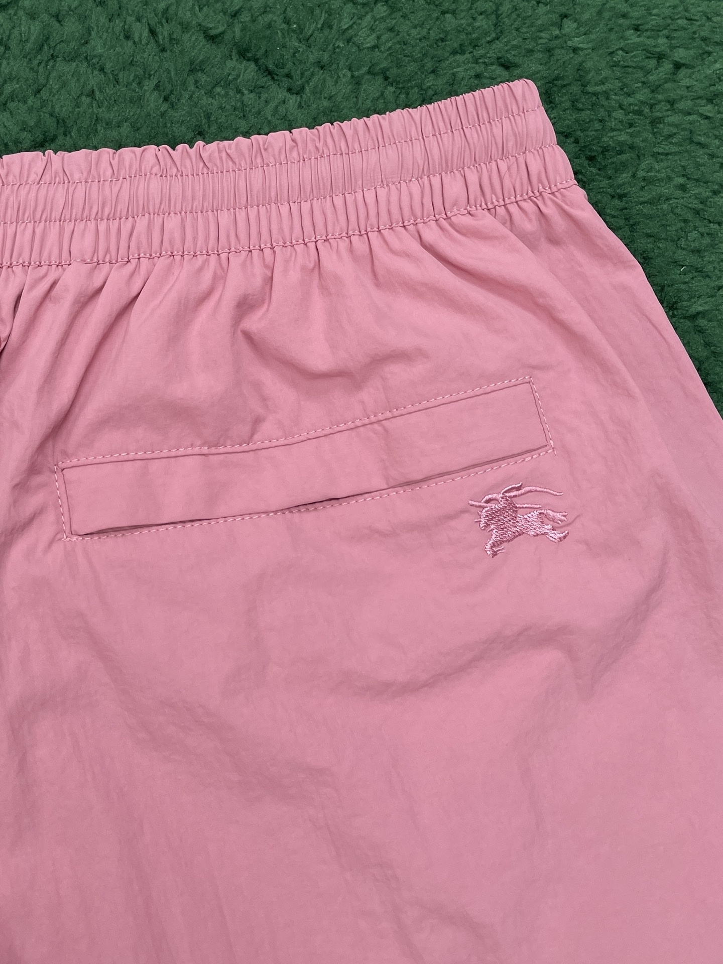 4bd66c835411406ce067574baf98f1be.jpg