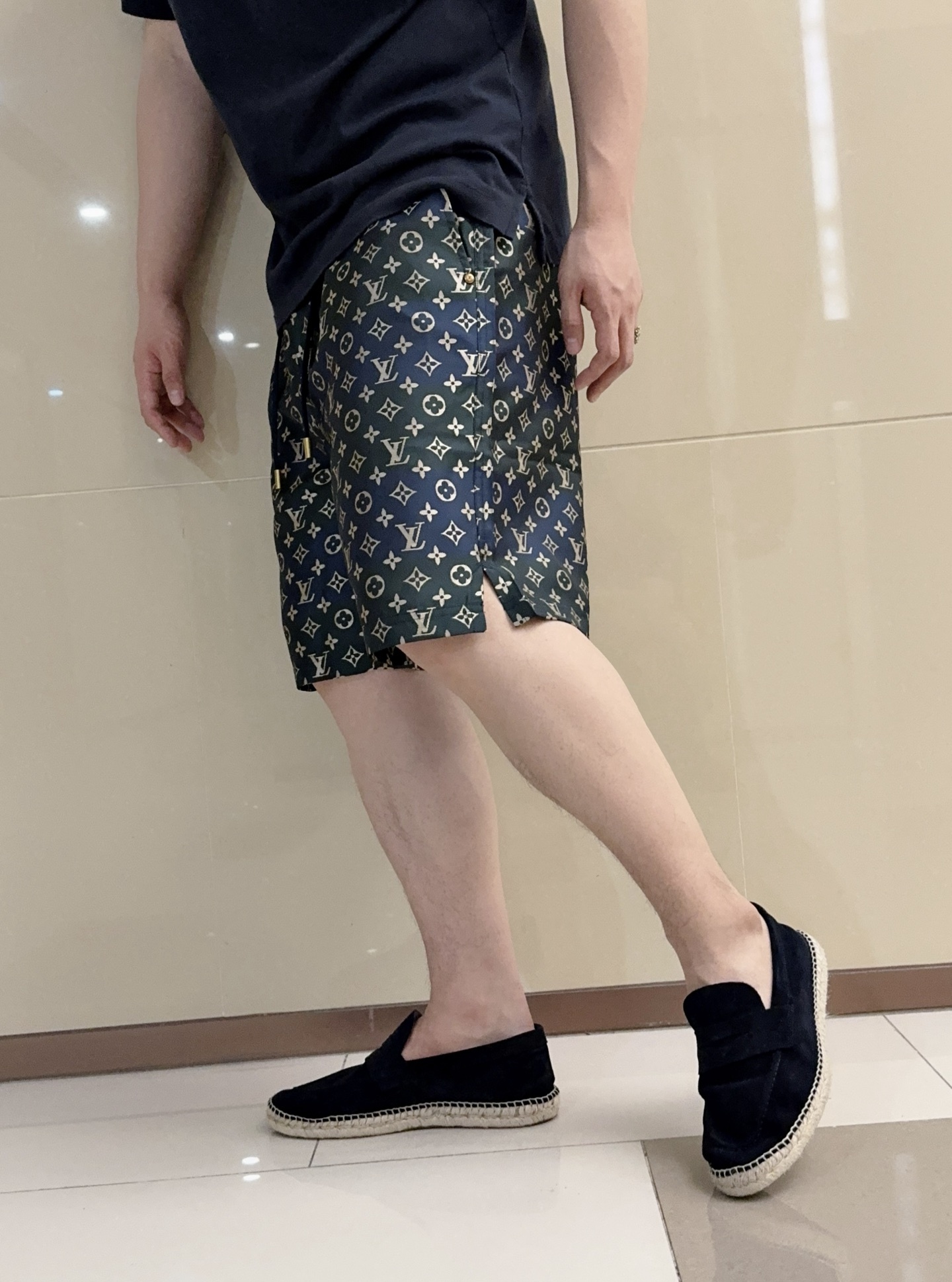 9e84b406062cf51d7acc3092b8cce2b3.jpg