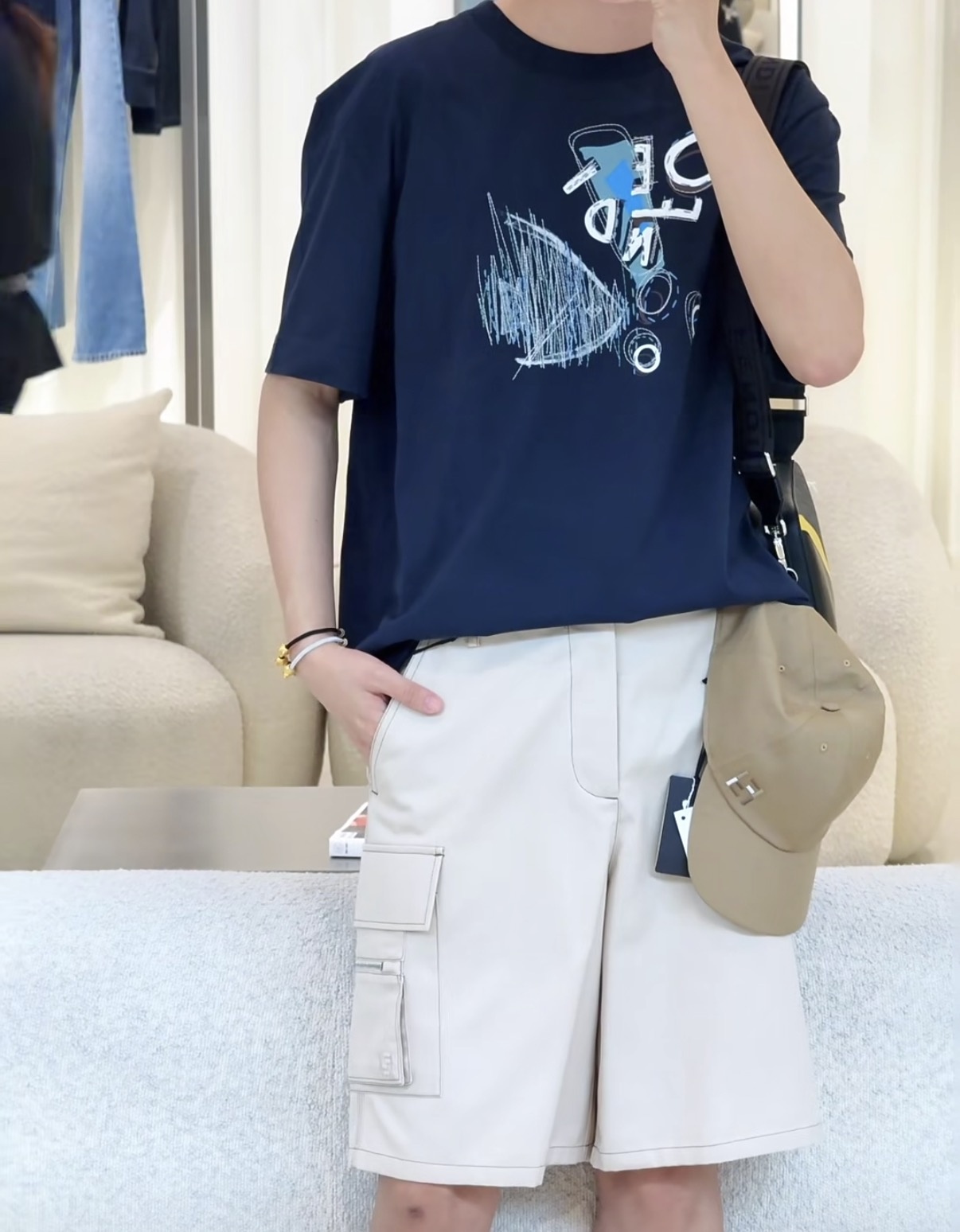 a5bcc3b12ae648a58e9085a095763e9b.jpg