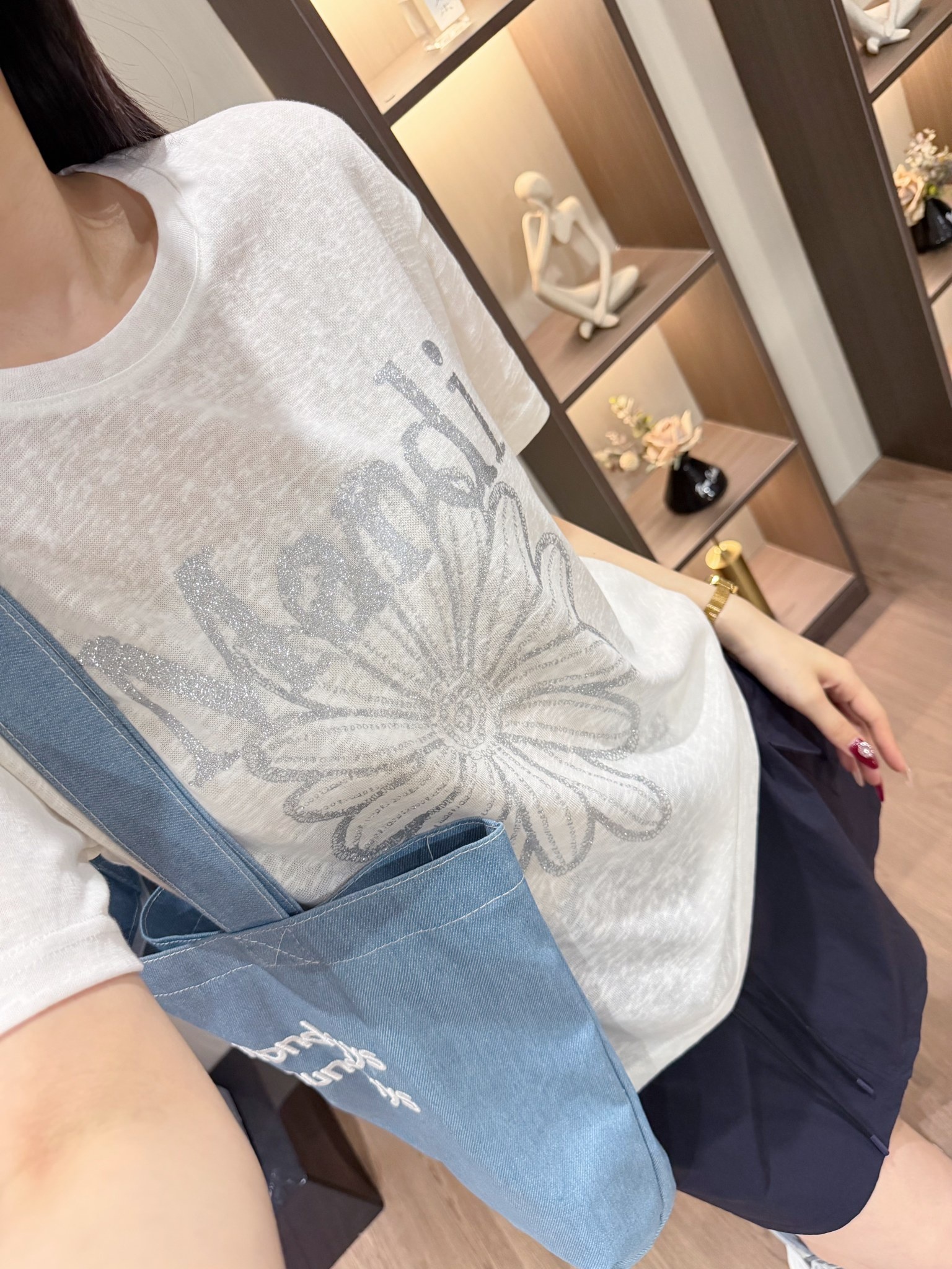 a6c632e7a2b418ad2060fc3a88e7363d.jpg