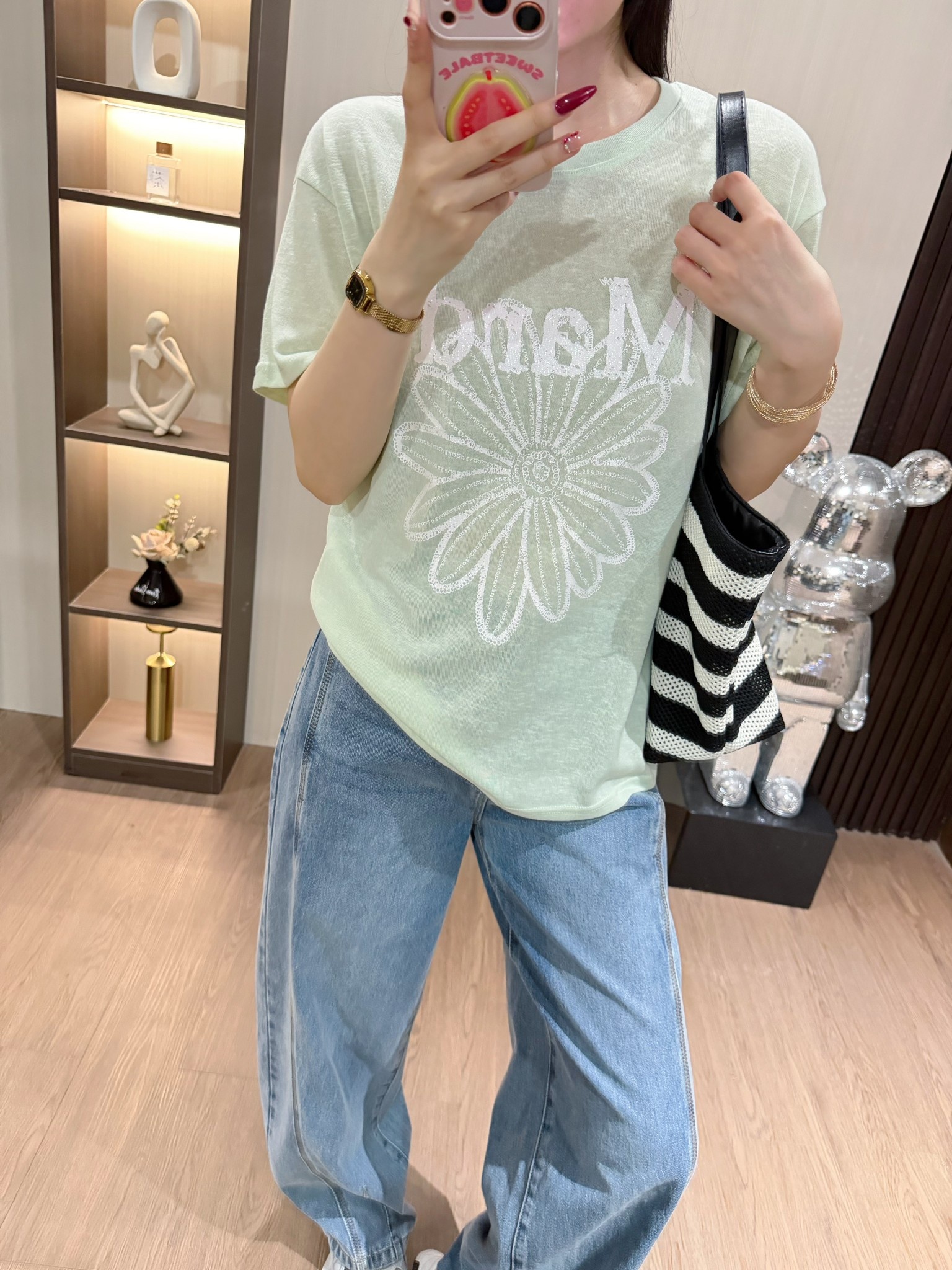 d8c48e272aca552262d89ae98ae8a64e.jpg