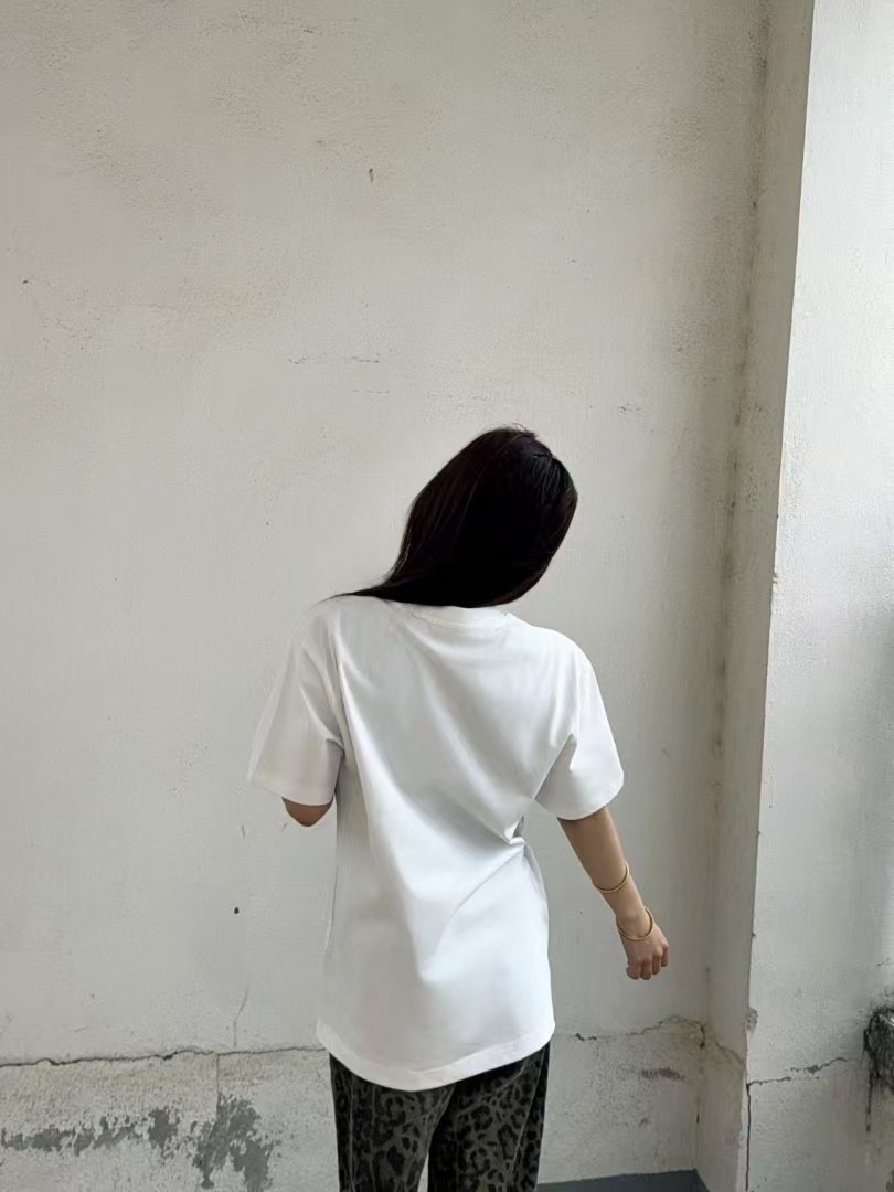 e44a45e93f2bf113bab4b666f1c9a11e.jpg