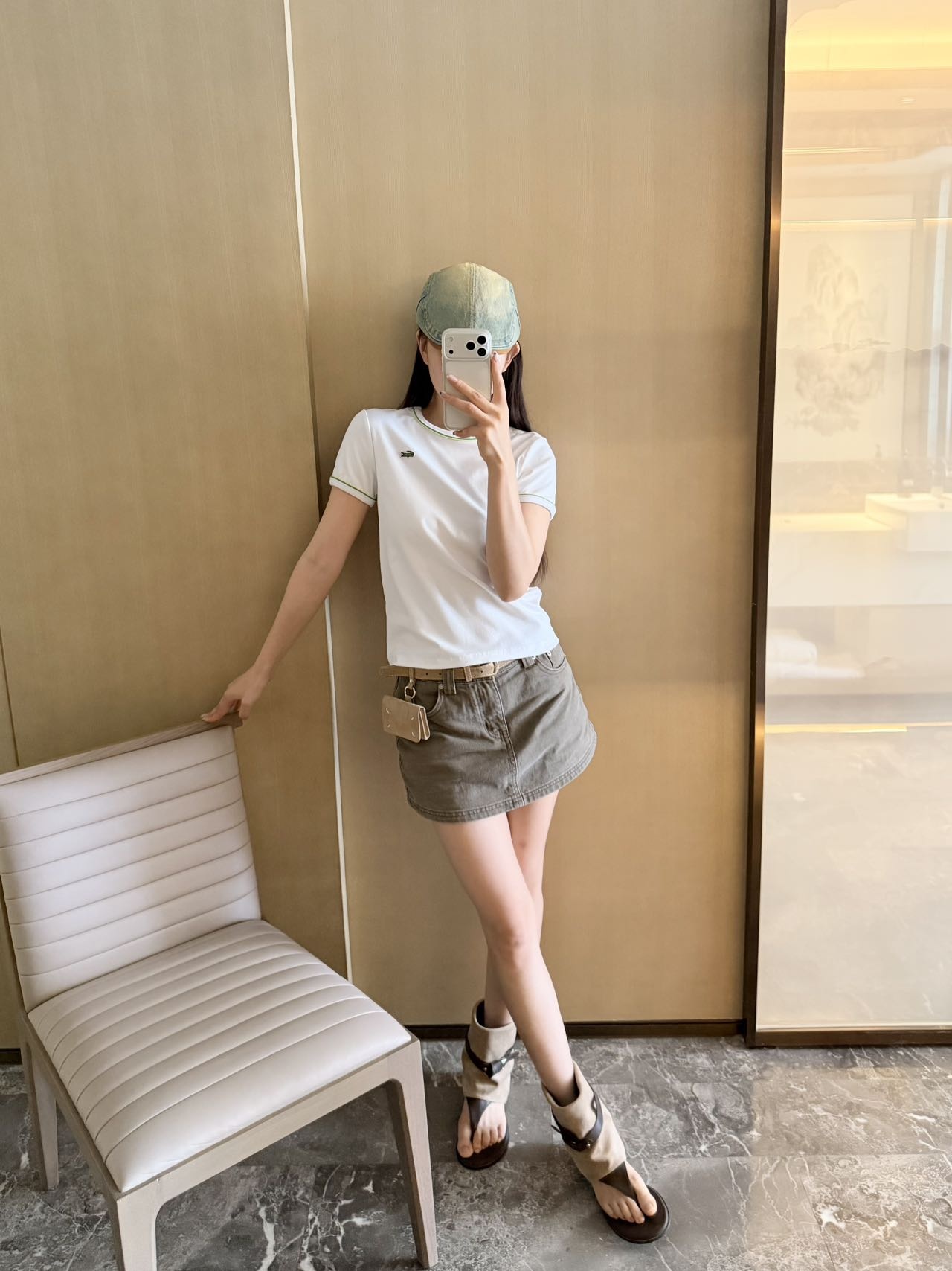 ece9ae8a878c565f4d19f9e6aedacbfe.jpg