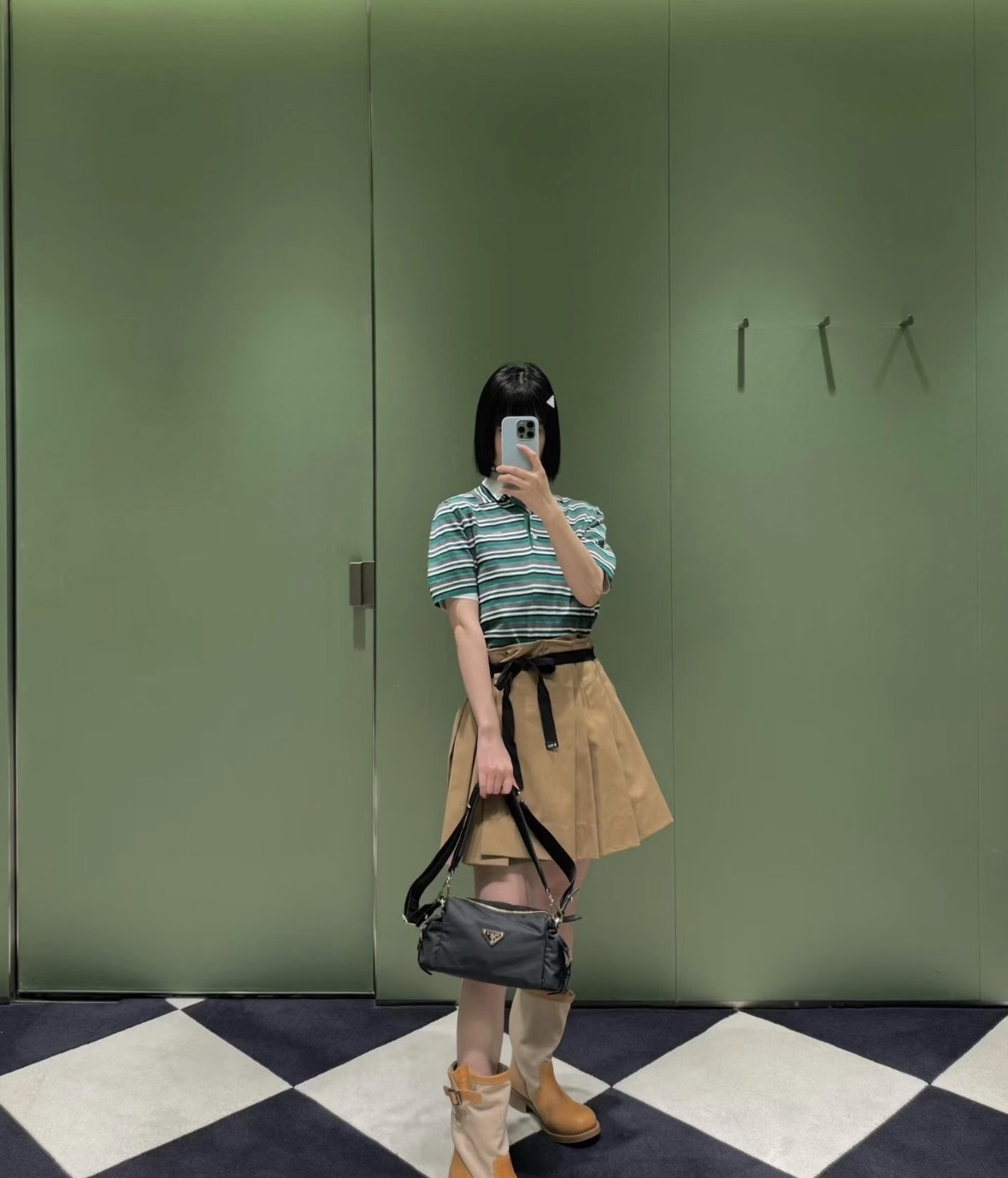 2039cddc2a0e0af31e23f9d03b76949d.jpg