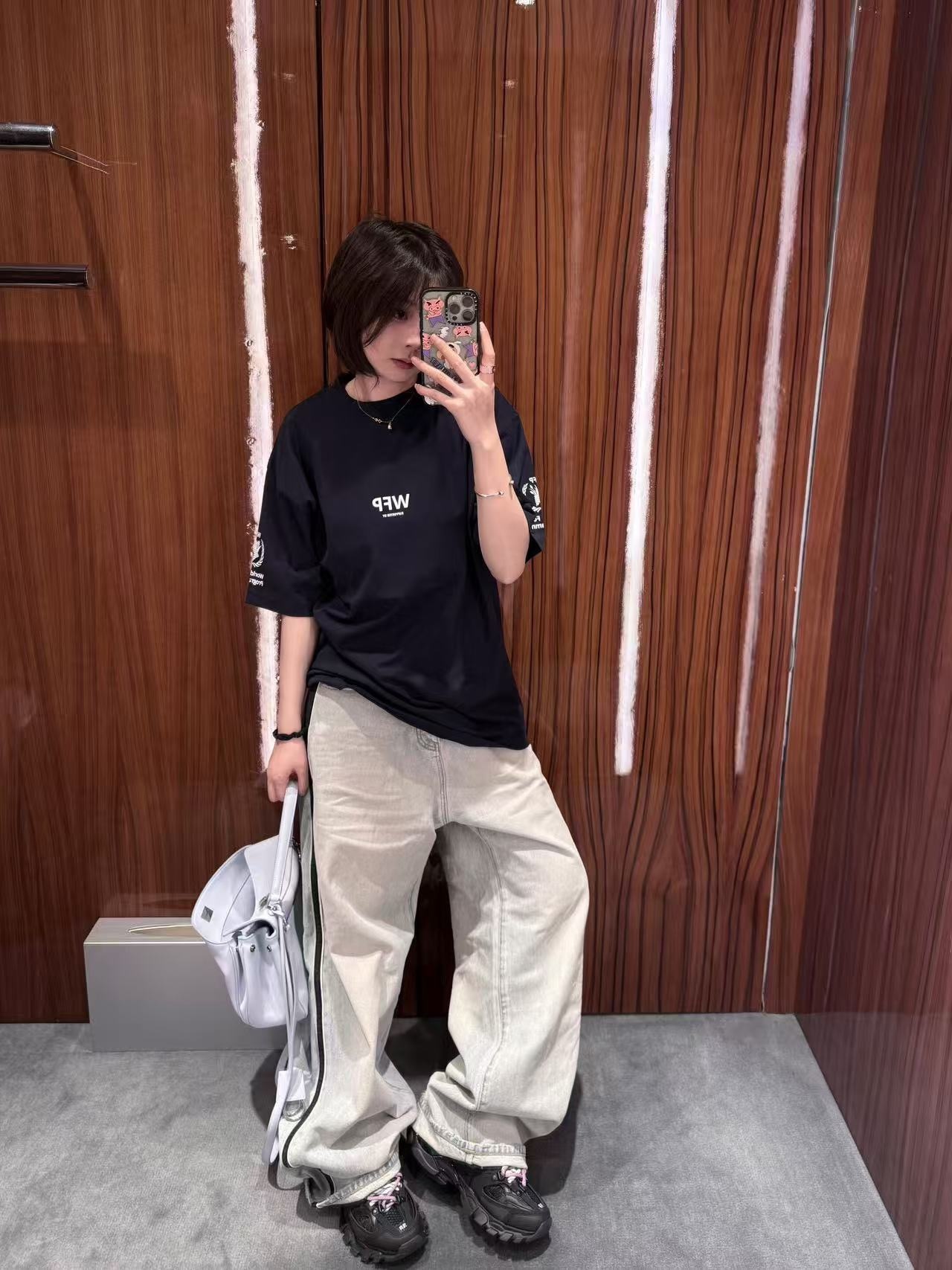 22f83b1330fab7d68a79a7ebfa597b83.jpg