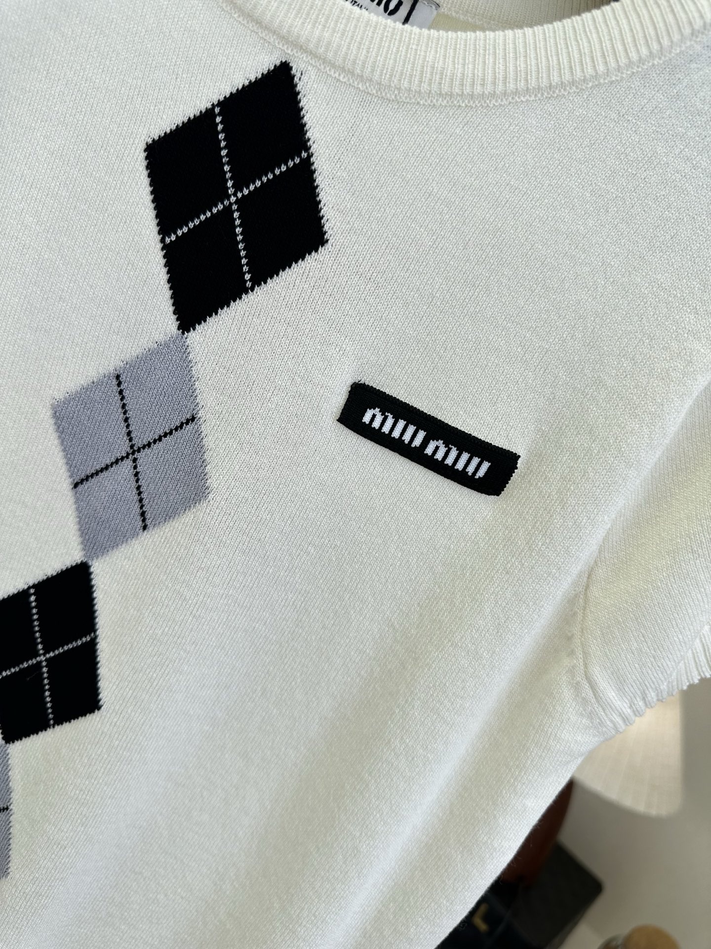 69cb7c60e0edc247b5923e0c76edad01.jpg