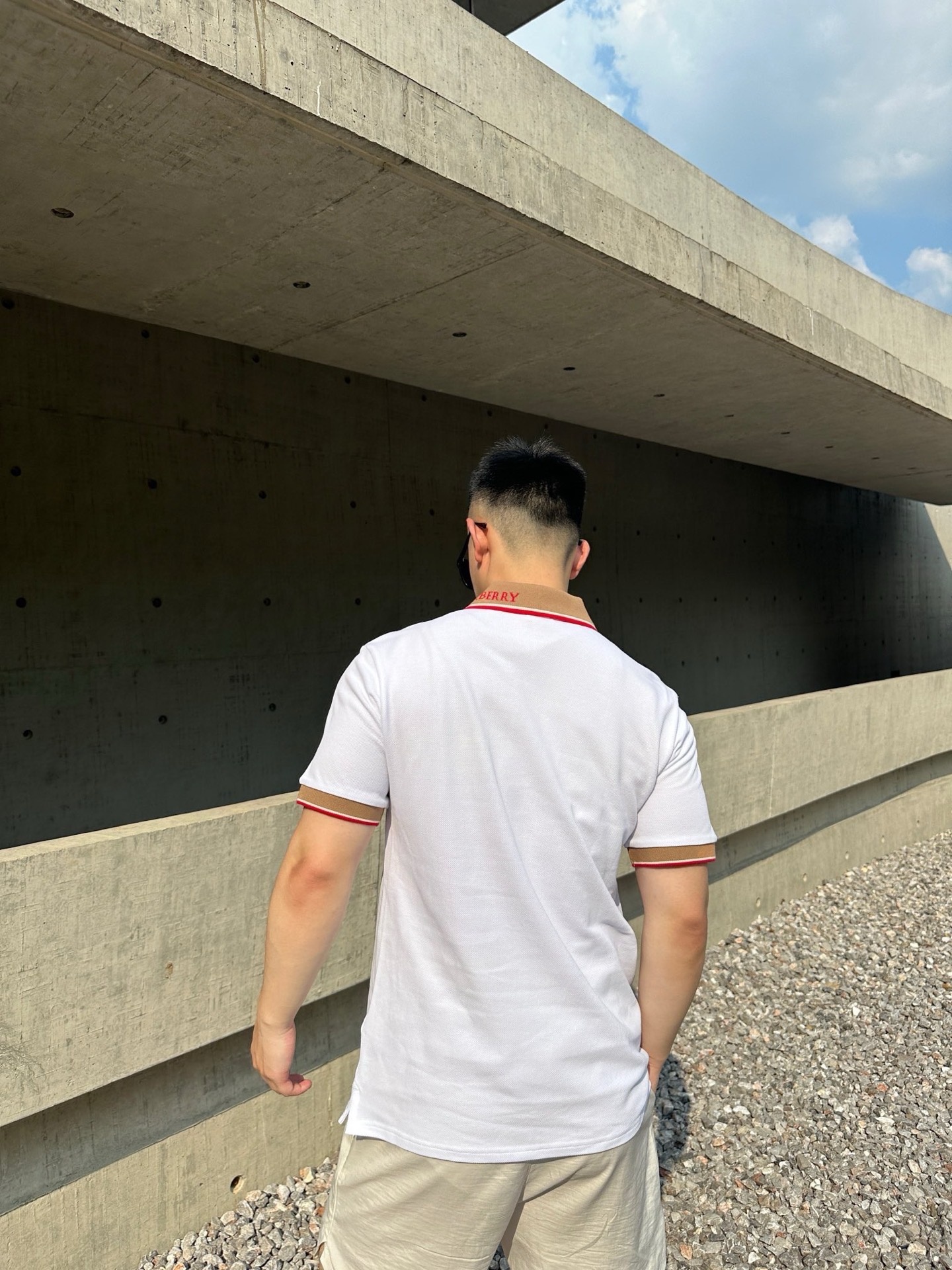 7405ba7a3d236a18d0958e3e6426a1f4.jpg