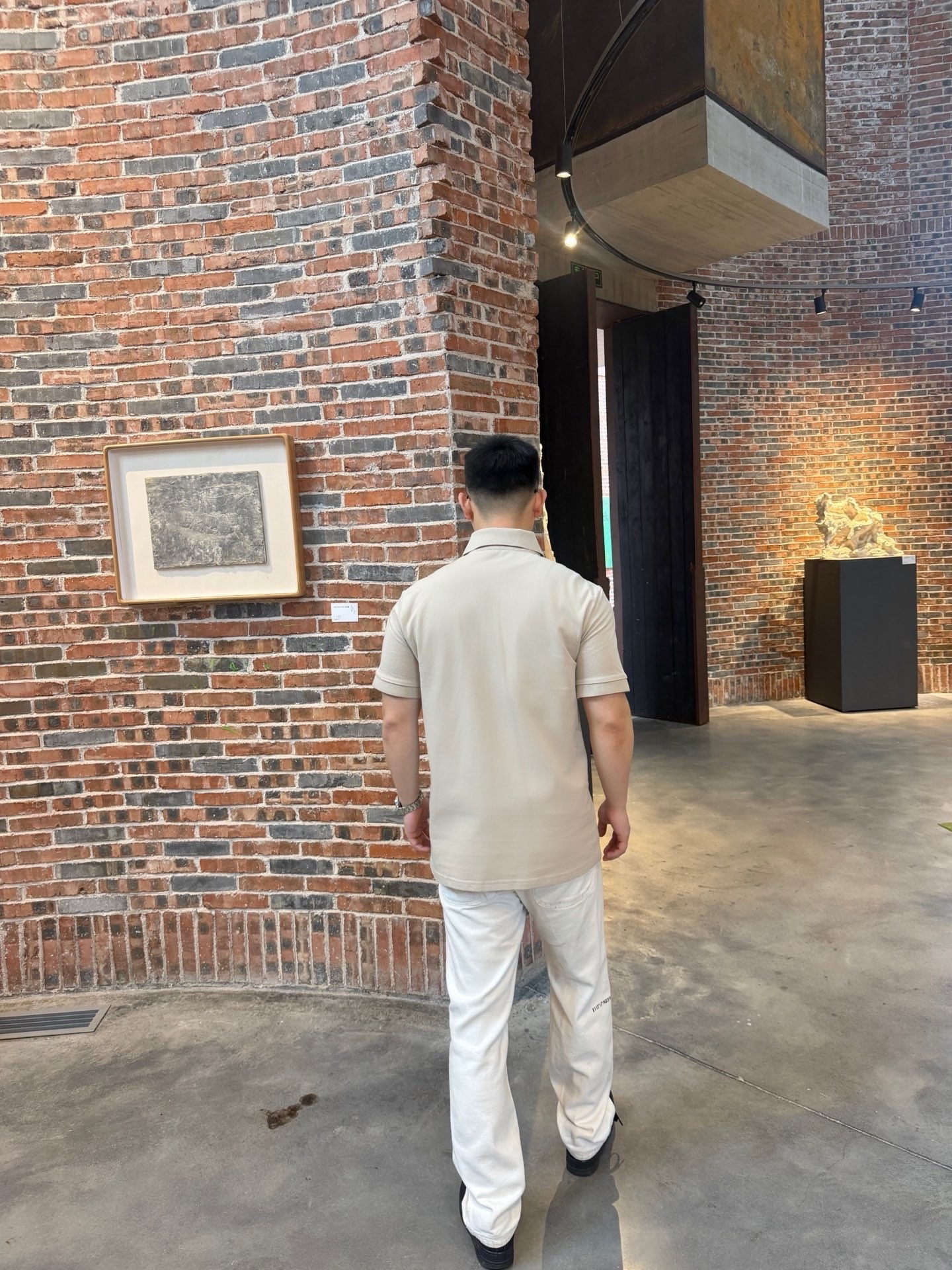 8a1896ed6b62418b843a14b9a3397cbe.jpg