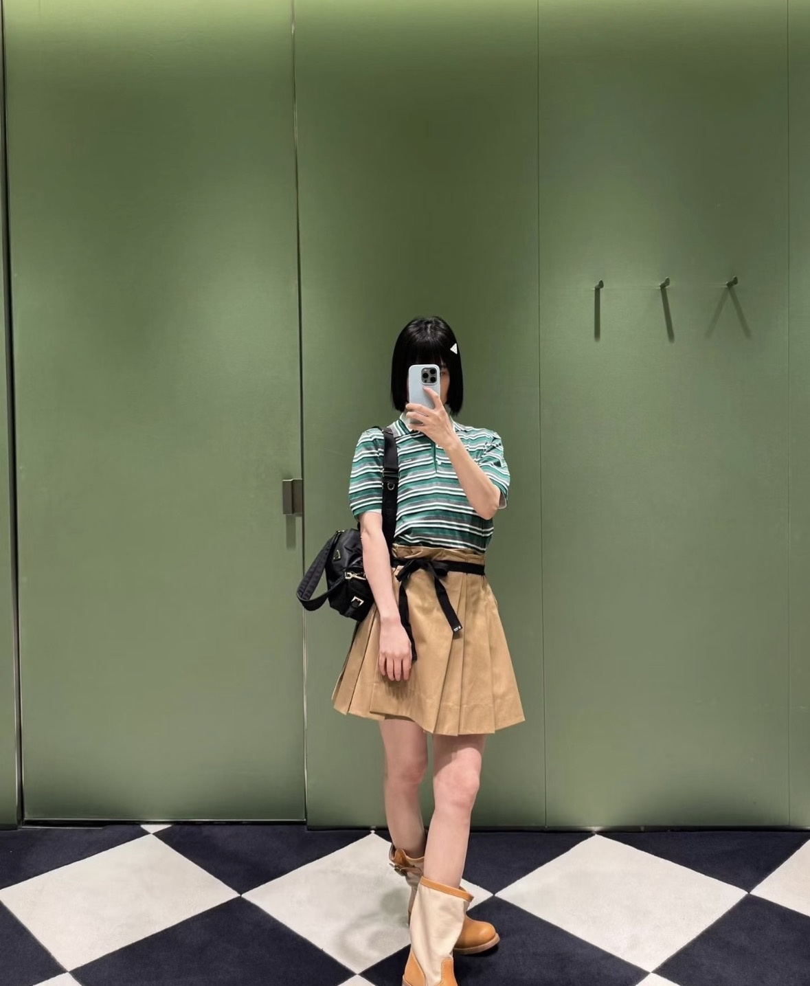 a7552aee293e5054709aaaccde33e08c.jpg