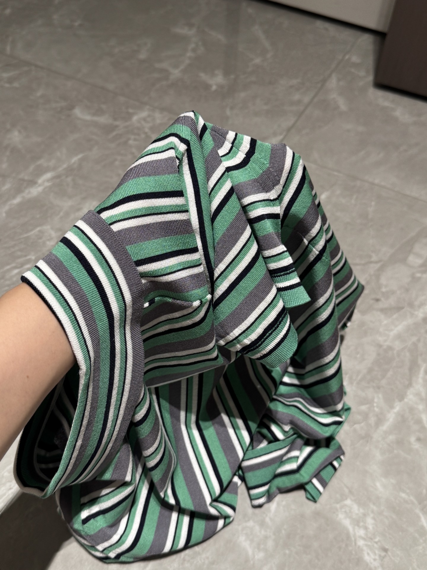 abe16e7062b2ab1400dd65f64882d8d6.jpg
