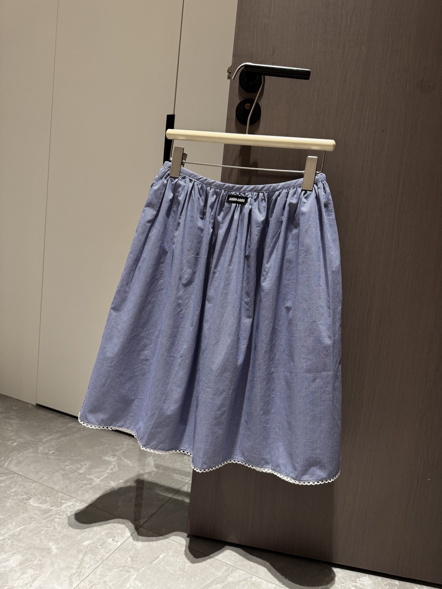 d2a192d684bd6ae7707d19d4dbca7637.jpg