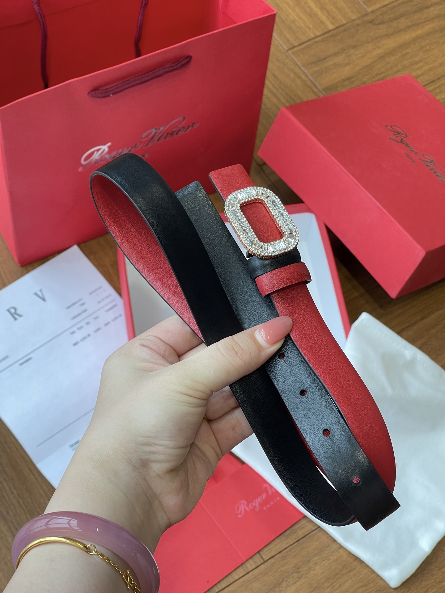 d8096be16b2c83b9ed85a8effc12b93e.jpg