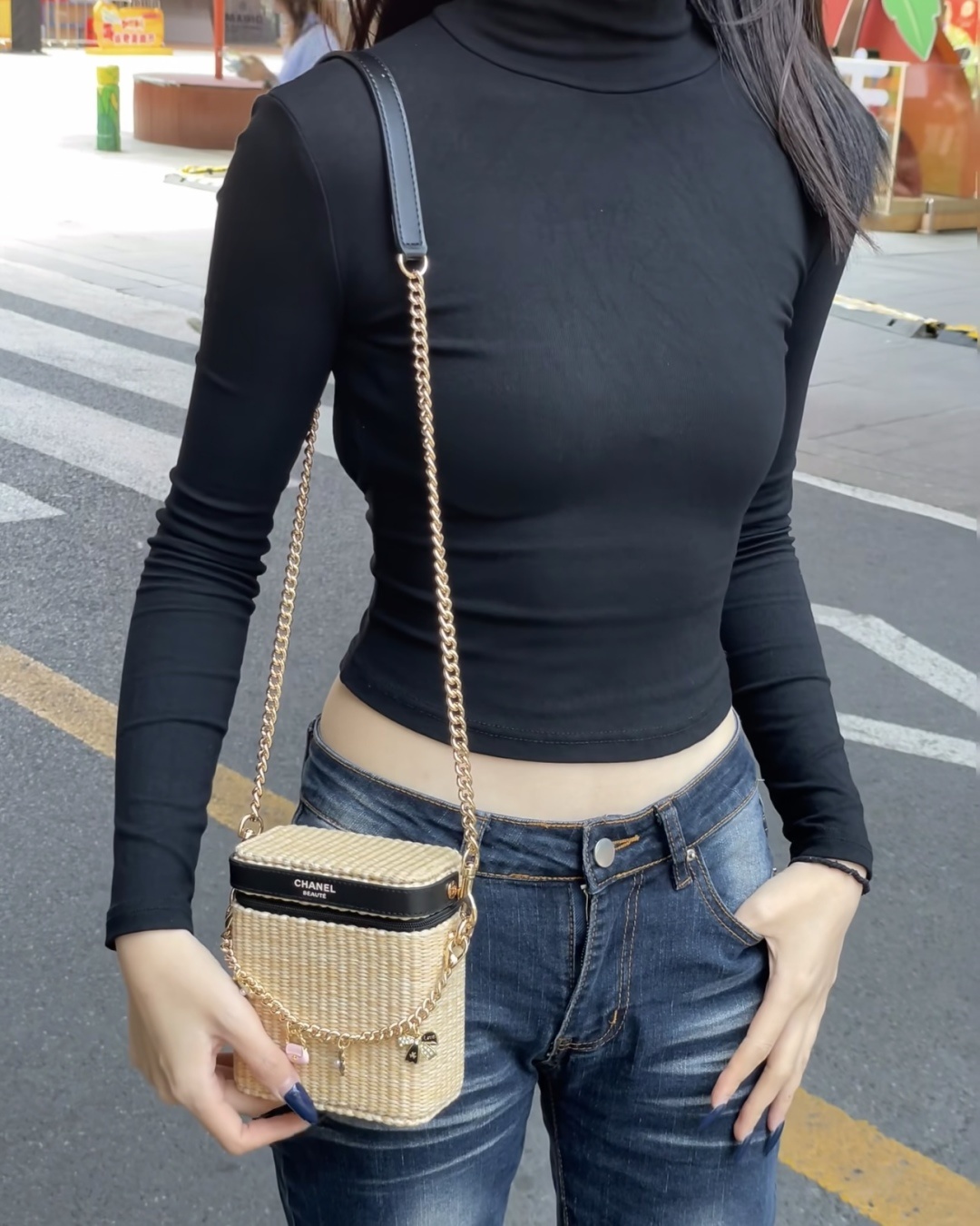51aeabf2880ae42f2c153bf913e2f0a1.jpg