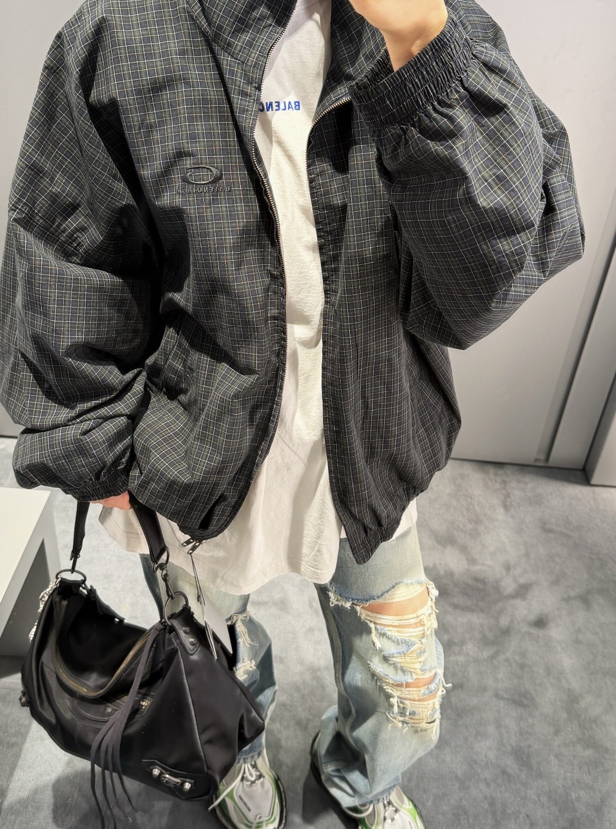 76187a60792db1fe8a5768717be3da0d.jpg